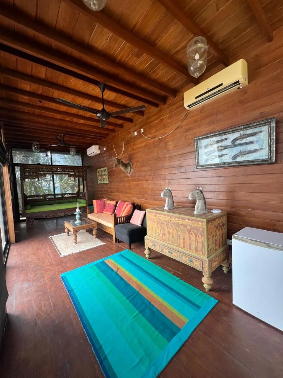 Living room in Kottan On Sea, Hiriketiya by The Serendipity collection