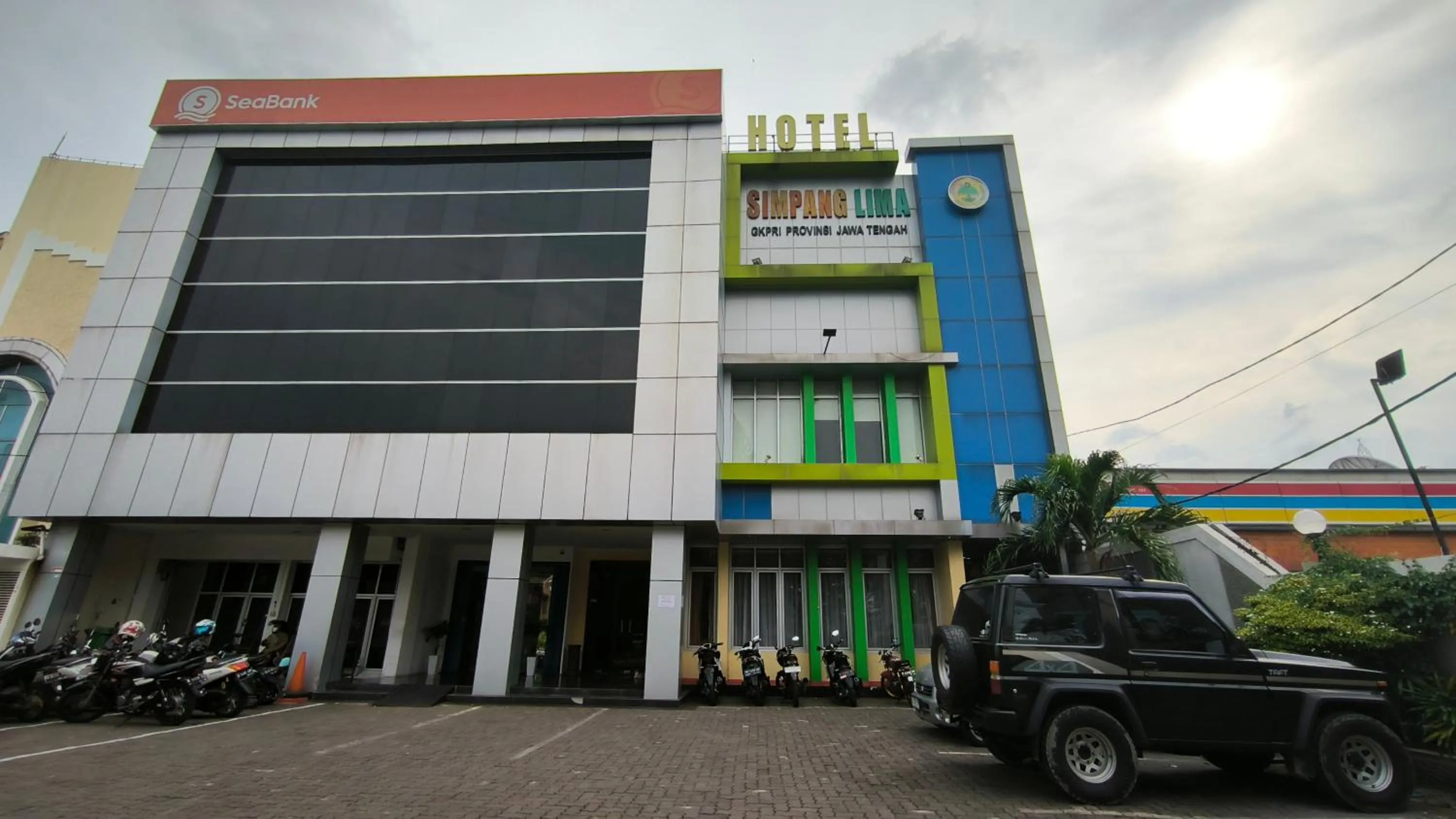 Property building in Hotel Simpang Lima Semarang