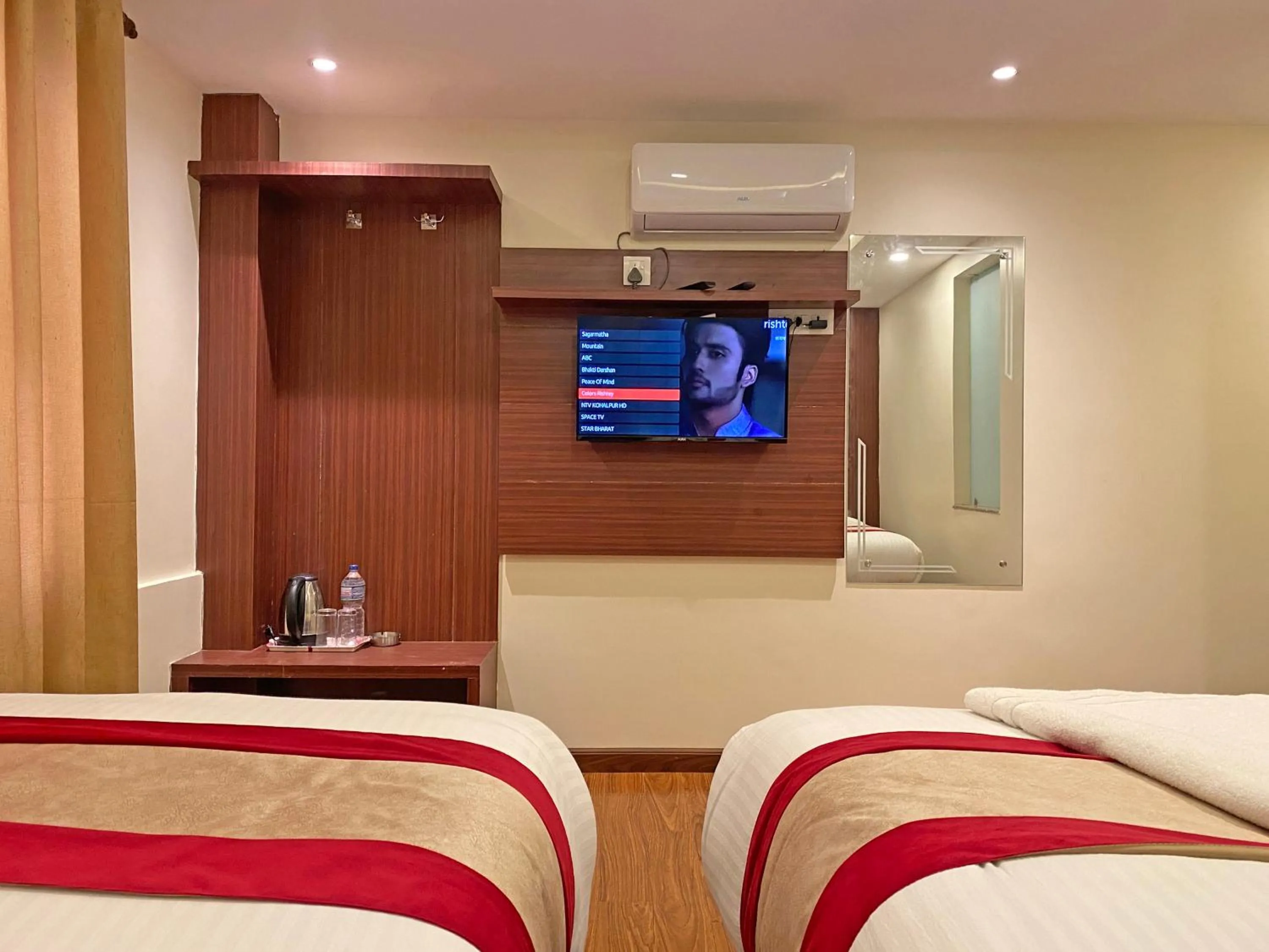 Communal lounge/ TV room in Hotel Dipjyoti