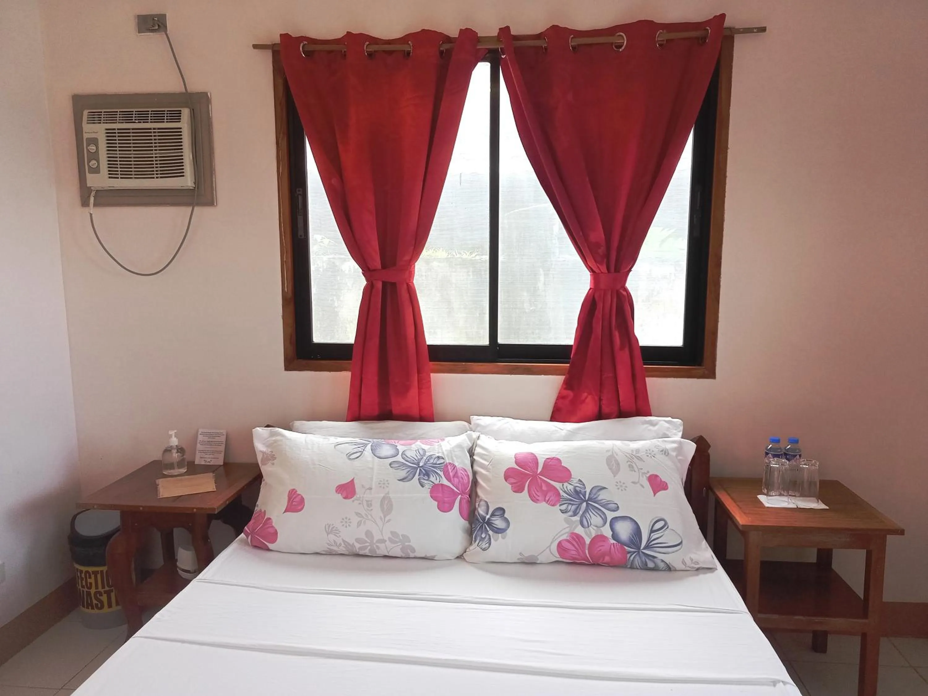 Bed in Ausan Beach Front Cottages