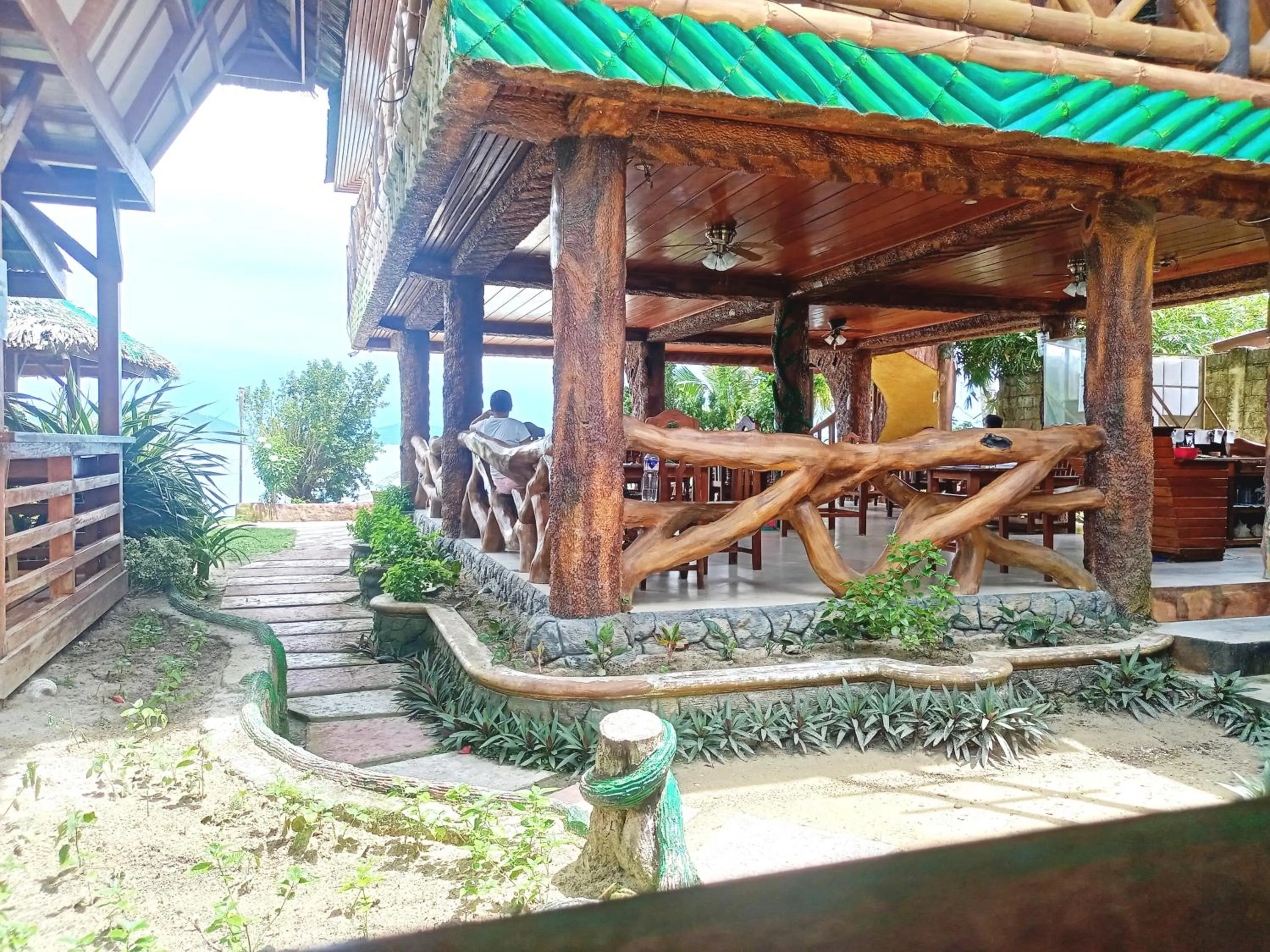 Restaurant/places to eat in Ausan Beach Front Cottages