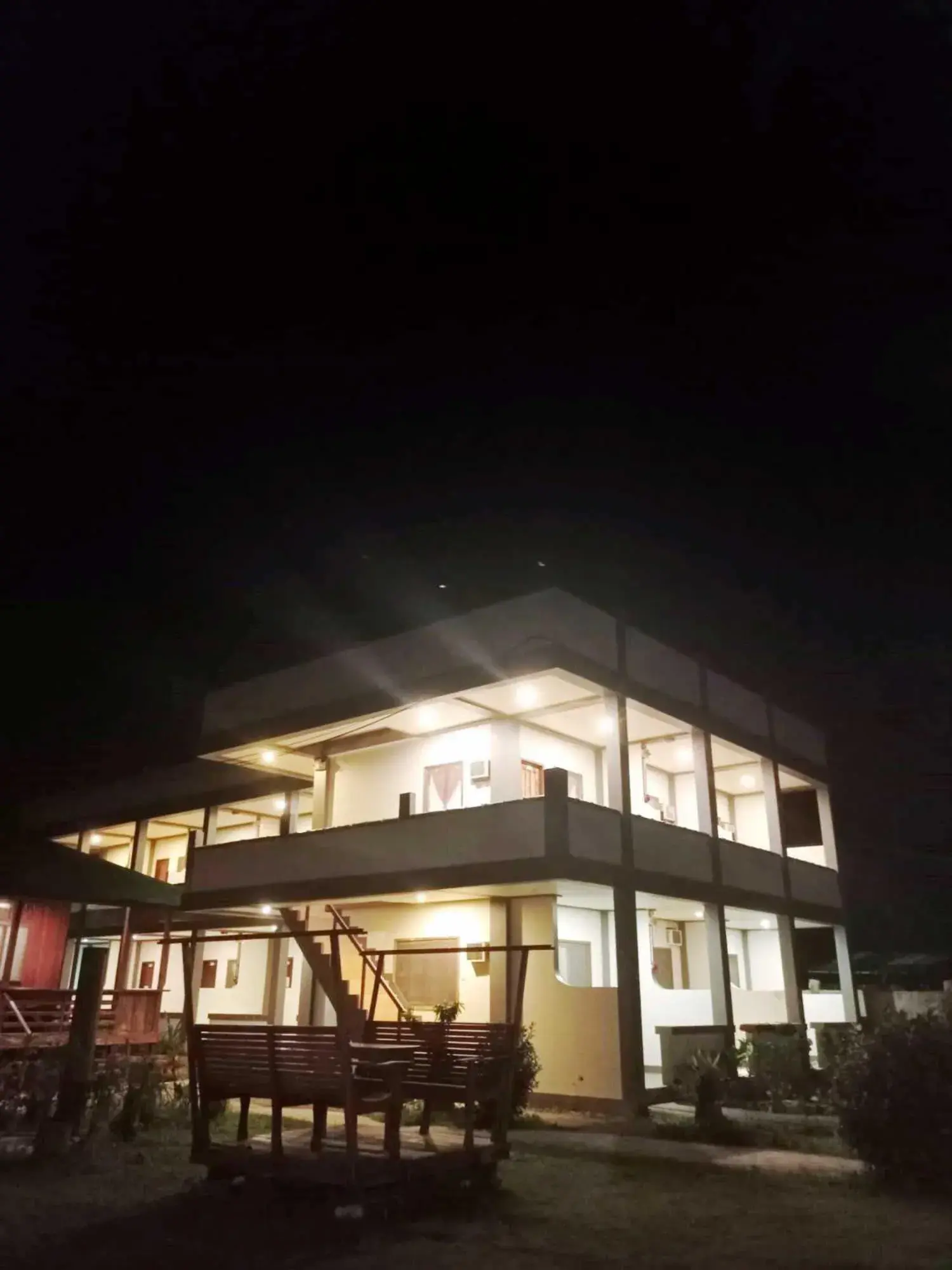 Property building in Ausan Beach Front Cottages Property building in Ausan Beach Front Cottages