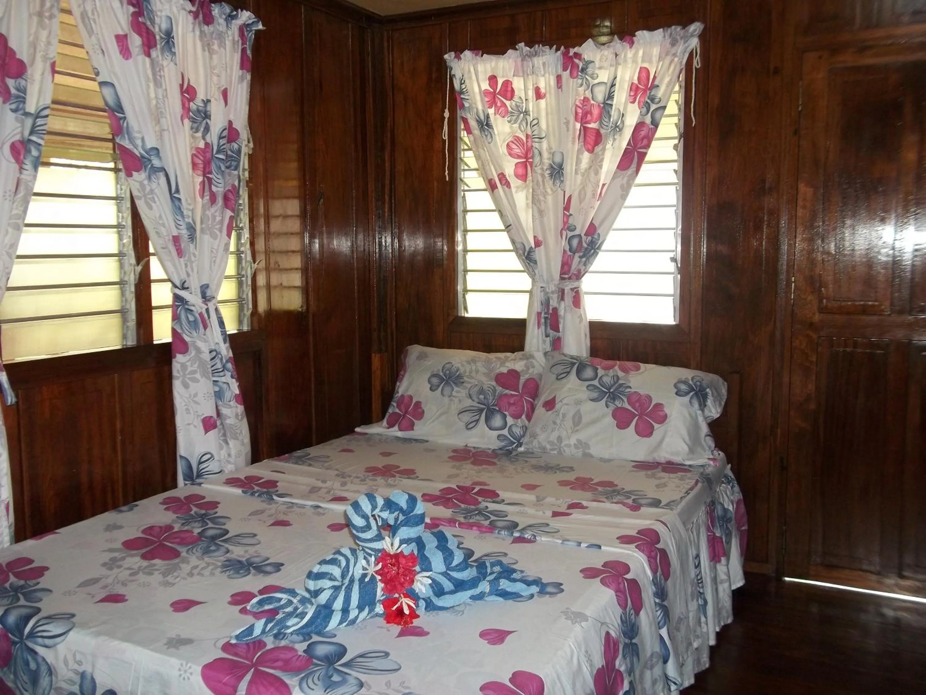 Bed in Ausan Beach Front Cottages