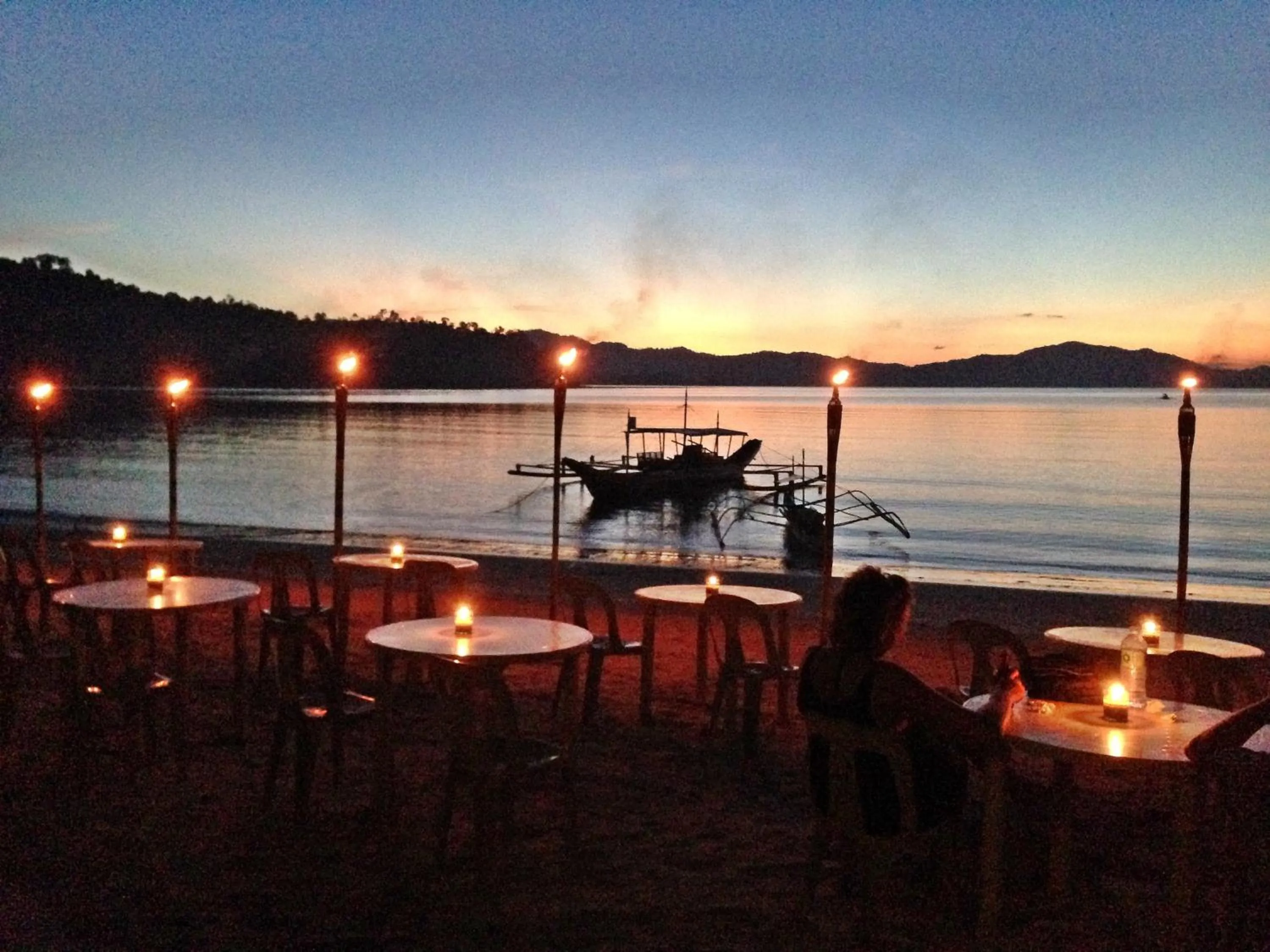 Restaurant/places to eat in Ausan Beach Front Cottages