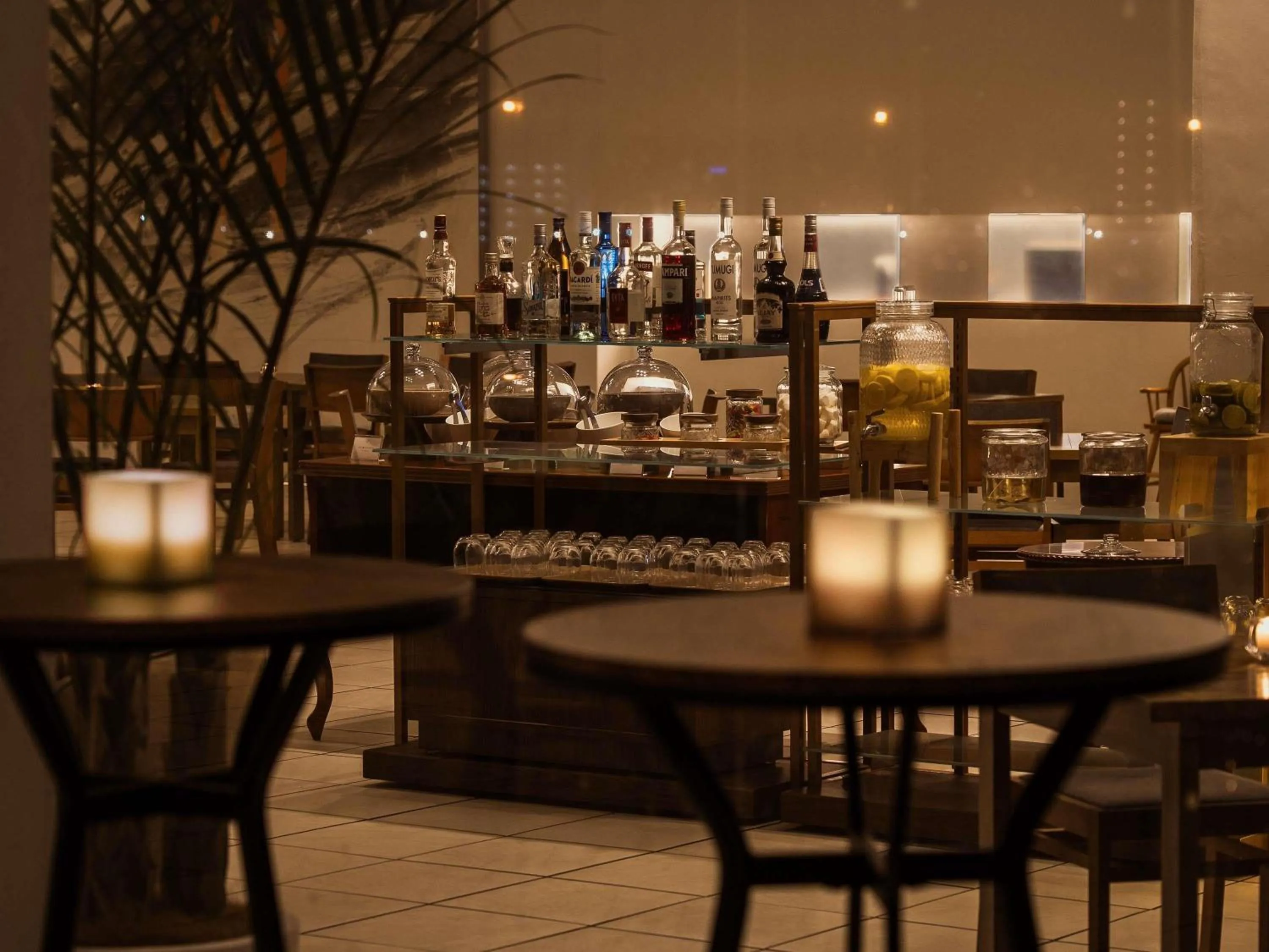 Restaurant/places to eat in Mercure Saga Karatsu Resort