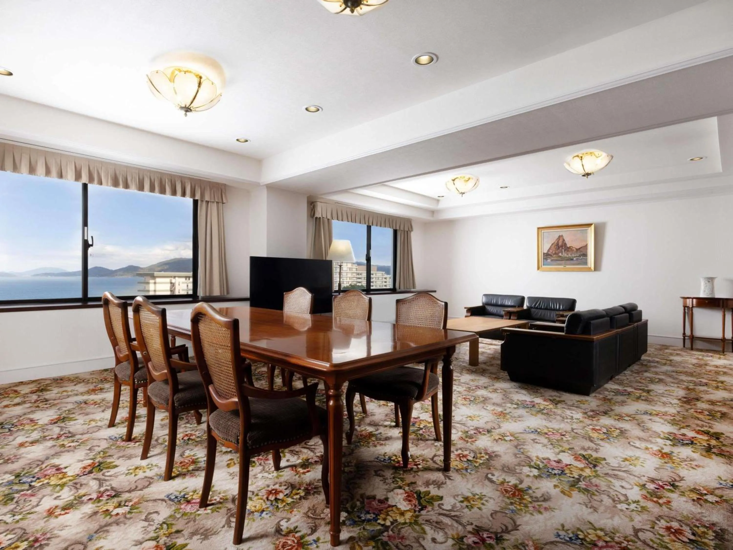 Photo of the whole room in Mercure Saga Karatsu Resort