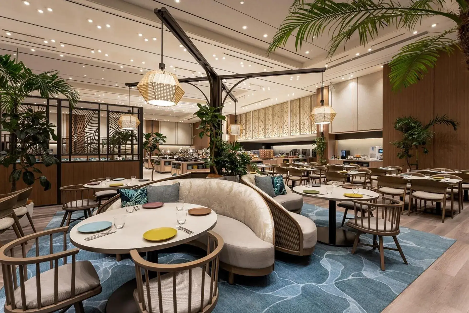 Restaurant/places to eat in Grand Mercure Okinawa Cape Zanpa Resort Restaurant/places to eat in Grand Mercure Okinawa Cape Zanpa Resort