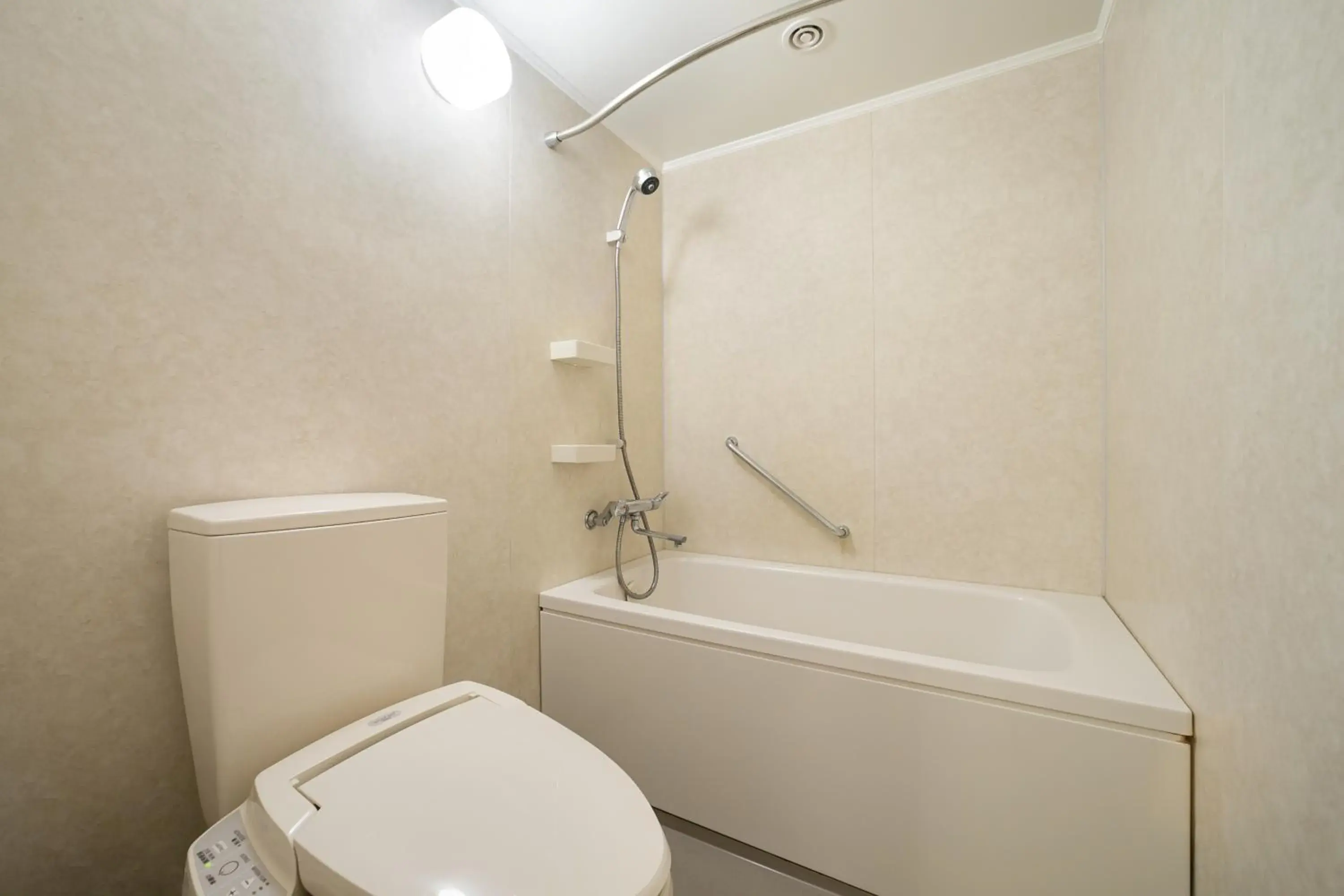 Bathroom in Grand Mercure Okinawa Cape Zanpa Resort Bathroom in Grand Mercure Okinawa Cape Zanpa Resort