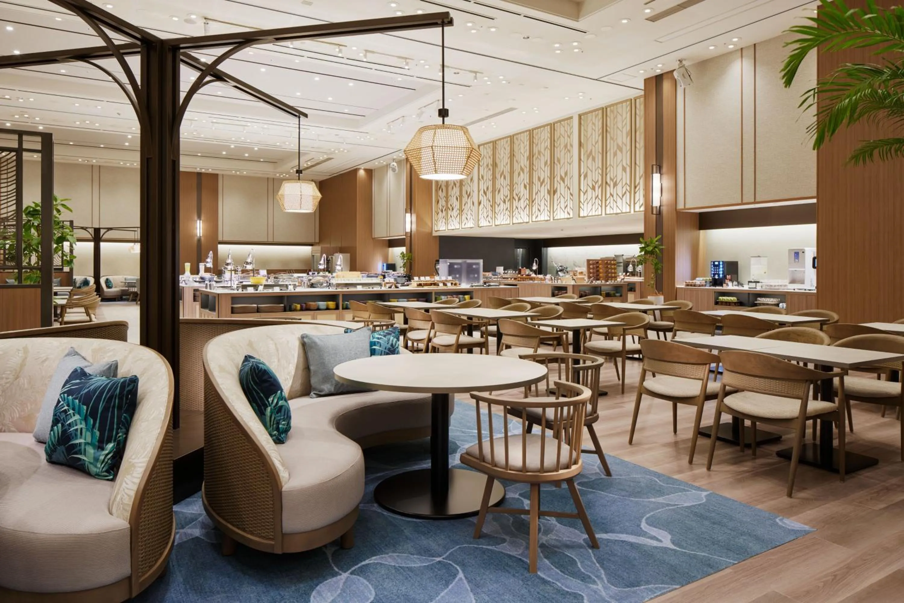 Restaurant/places to eat in Grand Mercure Okinawa Cape Zanpa Resort