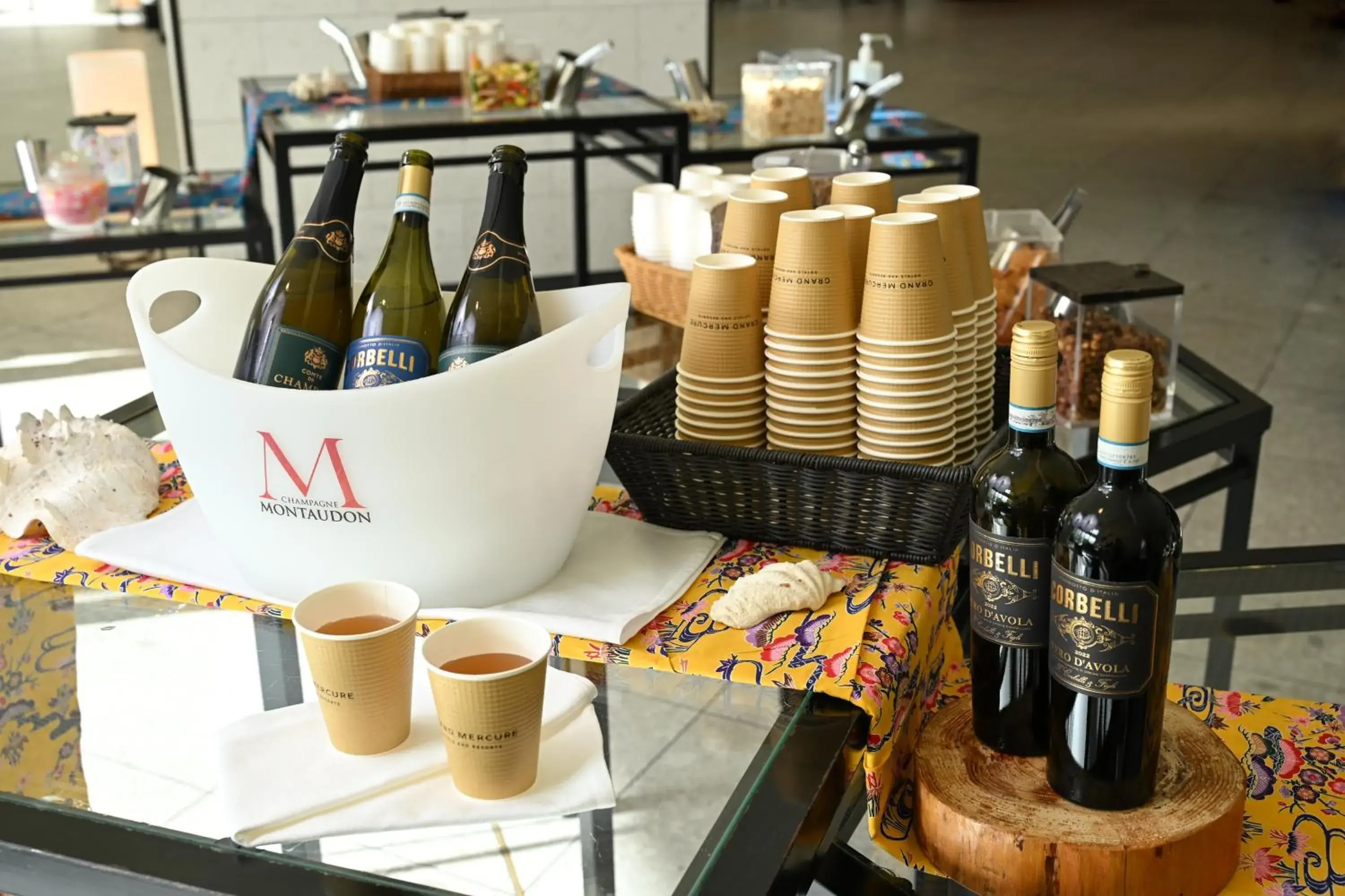 Lounge or bar in Grand Mercure Okinawa Cape Zanpa Resort Lounge or bar in Grand Mercure Okinawa Cape Zanpa Resort