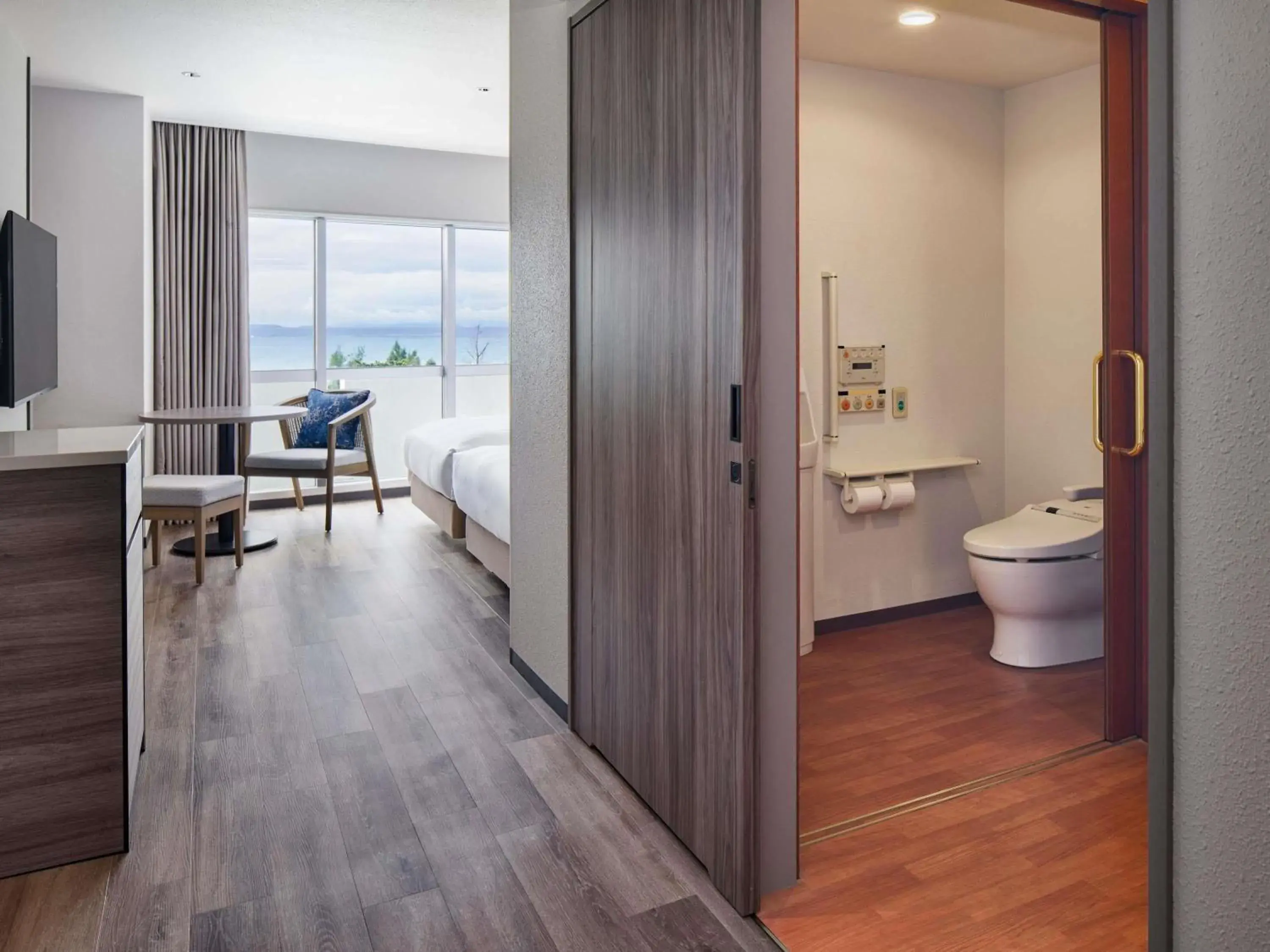 Bedroom in Grand Mercure Okinawa Cape Zanpa Resort Bedroom in Grand Mercure Okinawa Cape Zanpa Resort