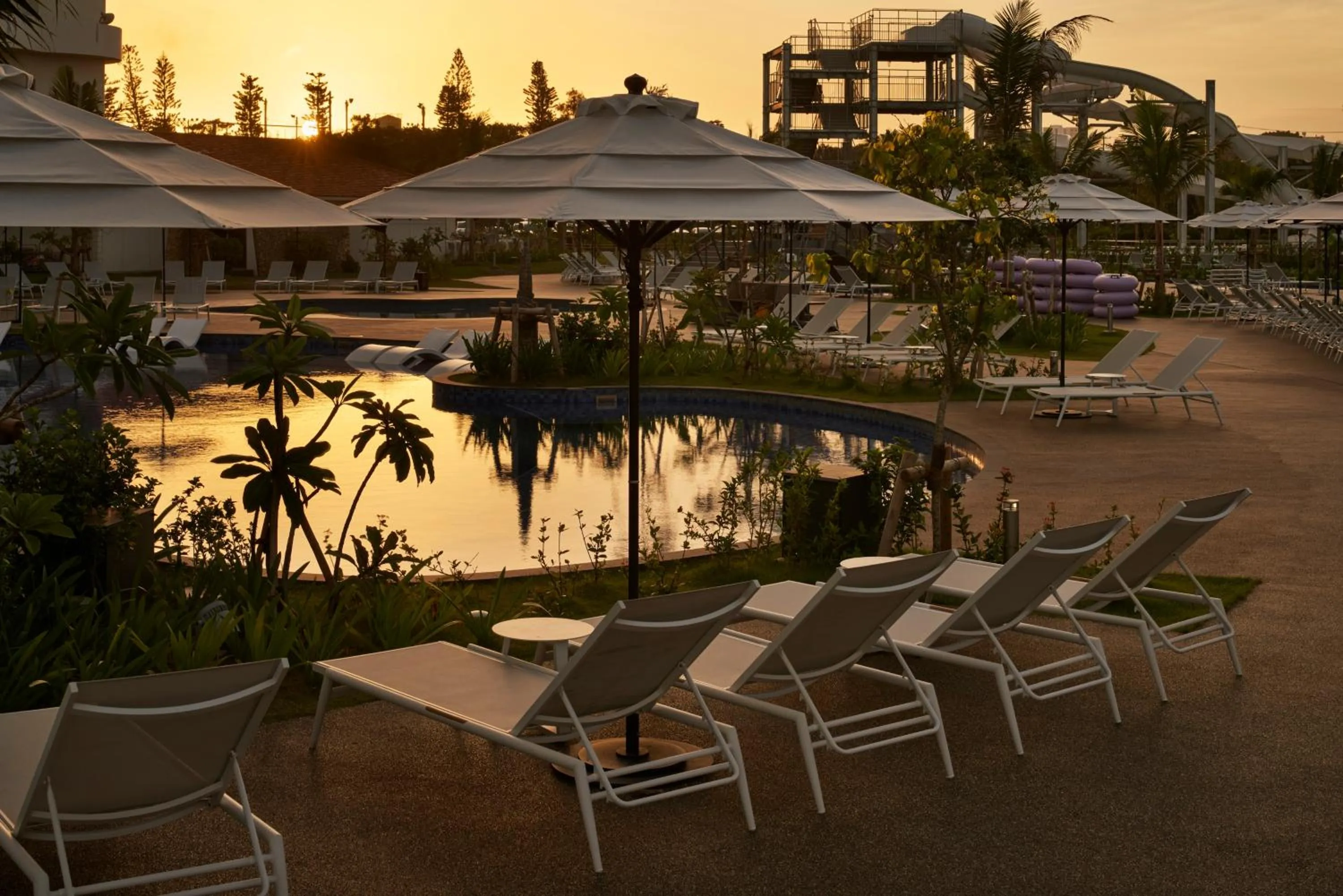 Swimming pool in Grand Mercure Okinawa Cape Zanpa Resort