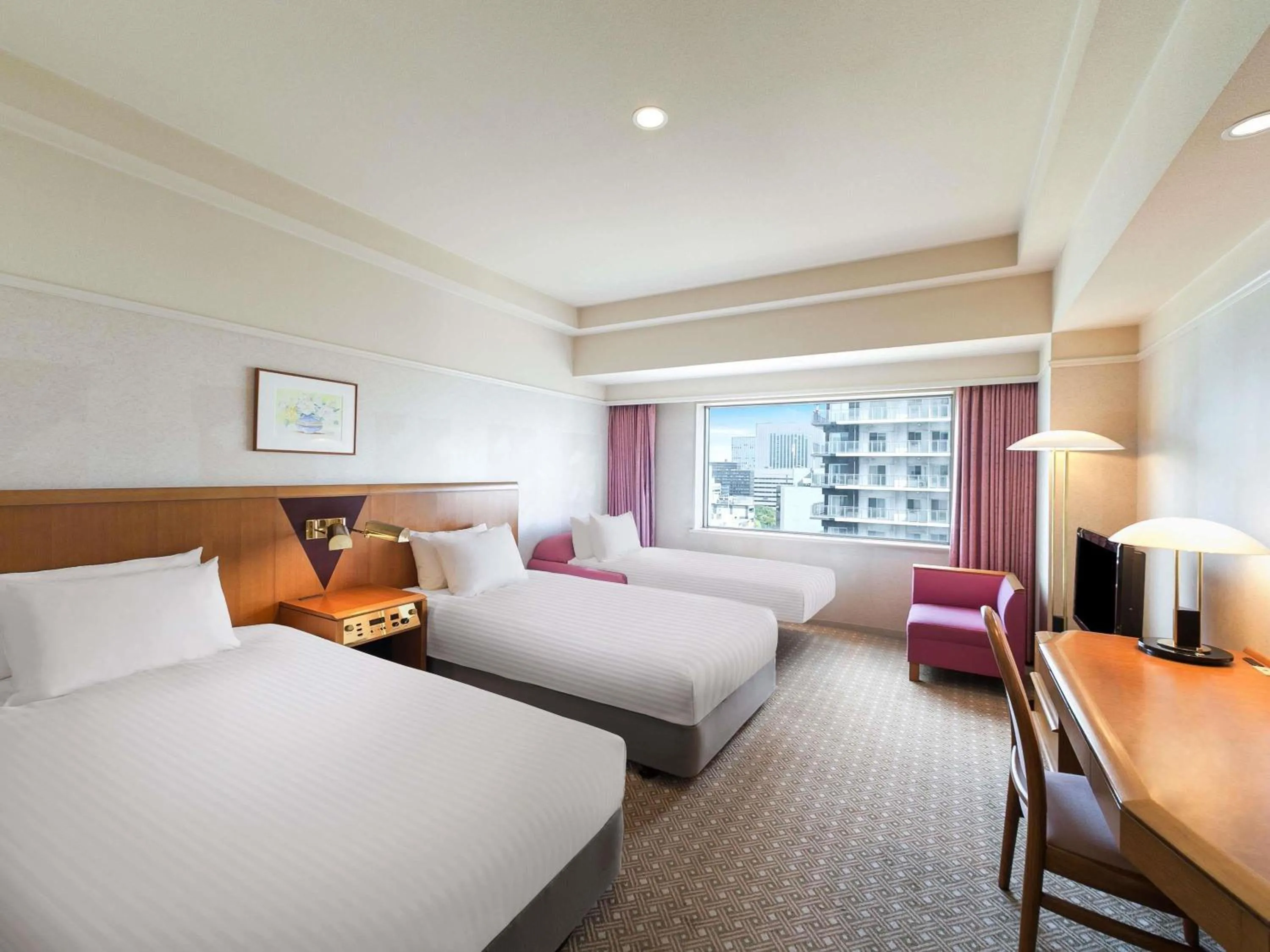 Bedroom, Bed in Grand Mercure Sapporo Odori Park