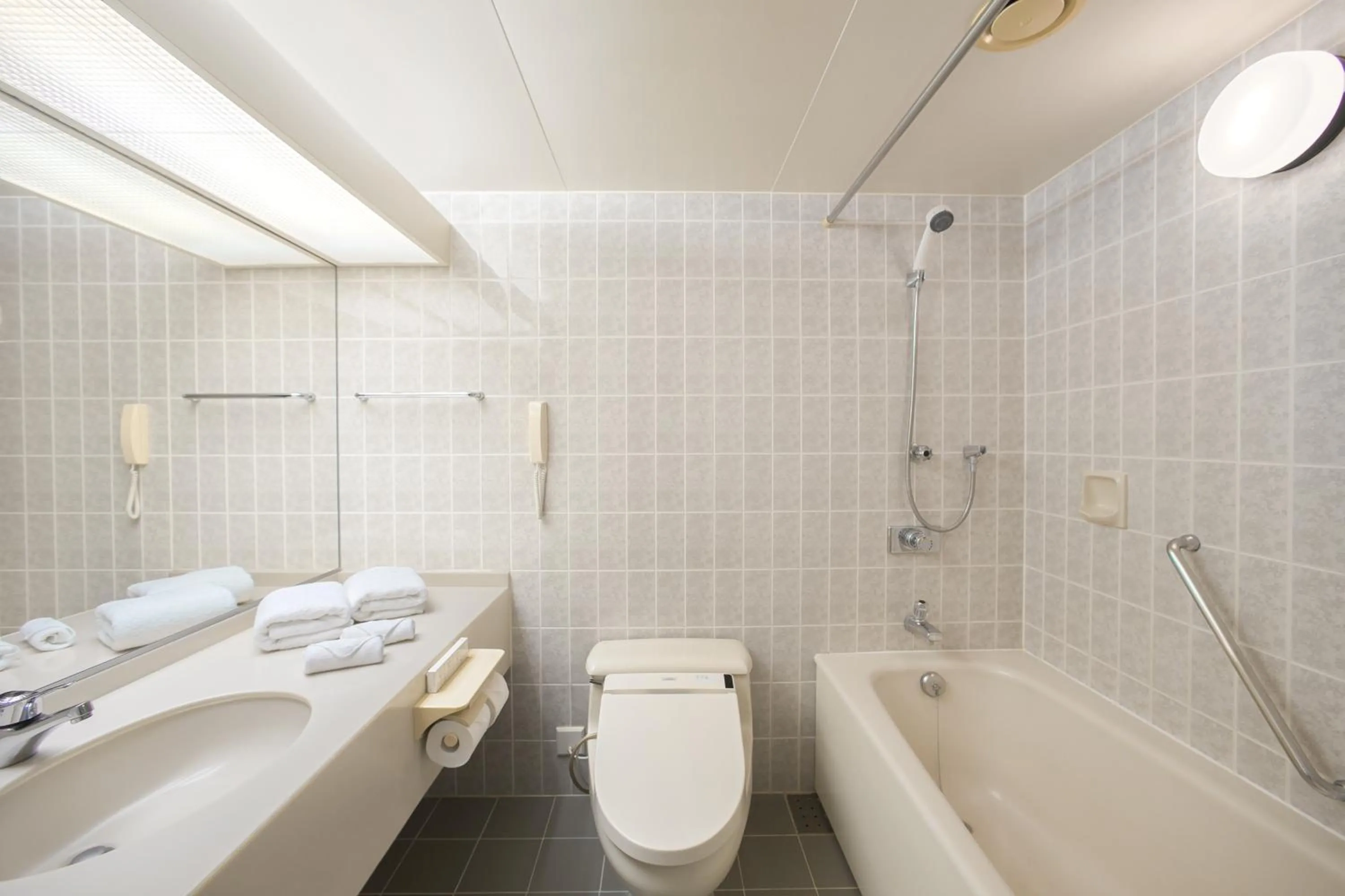 Bathroom in Grand Mercure Sapporo Odori Park