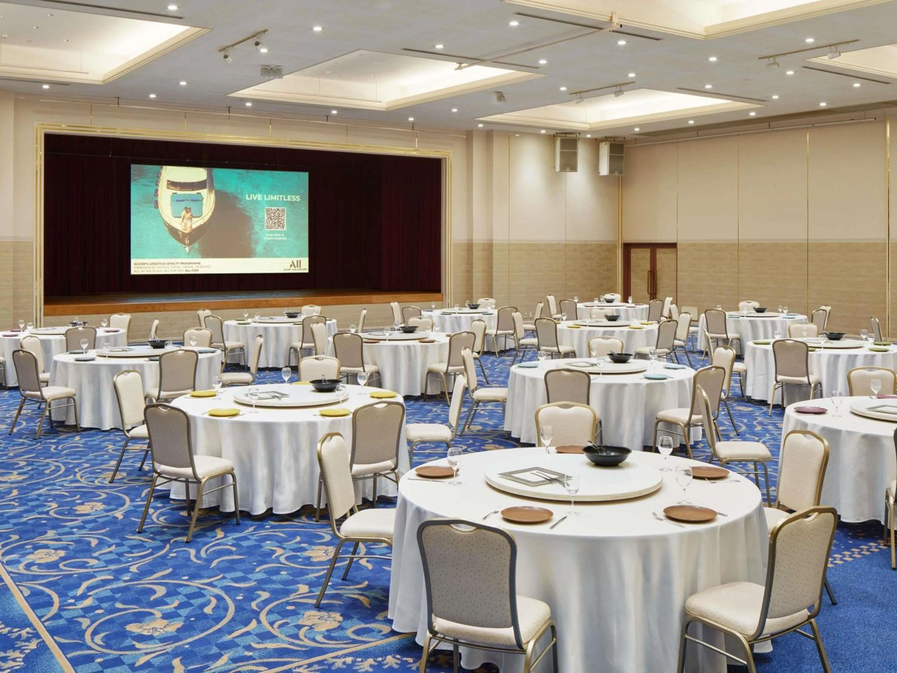 Meeting/conference room in Grand Mercure Ise-shima Resort & Spa