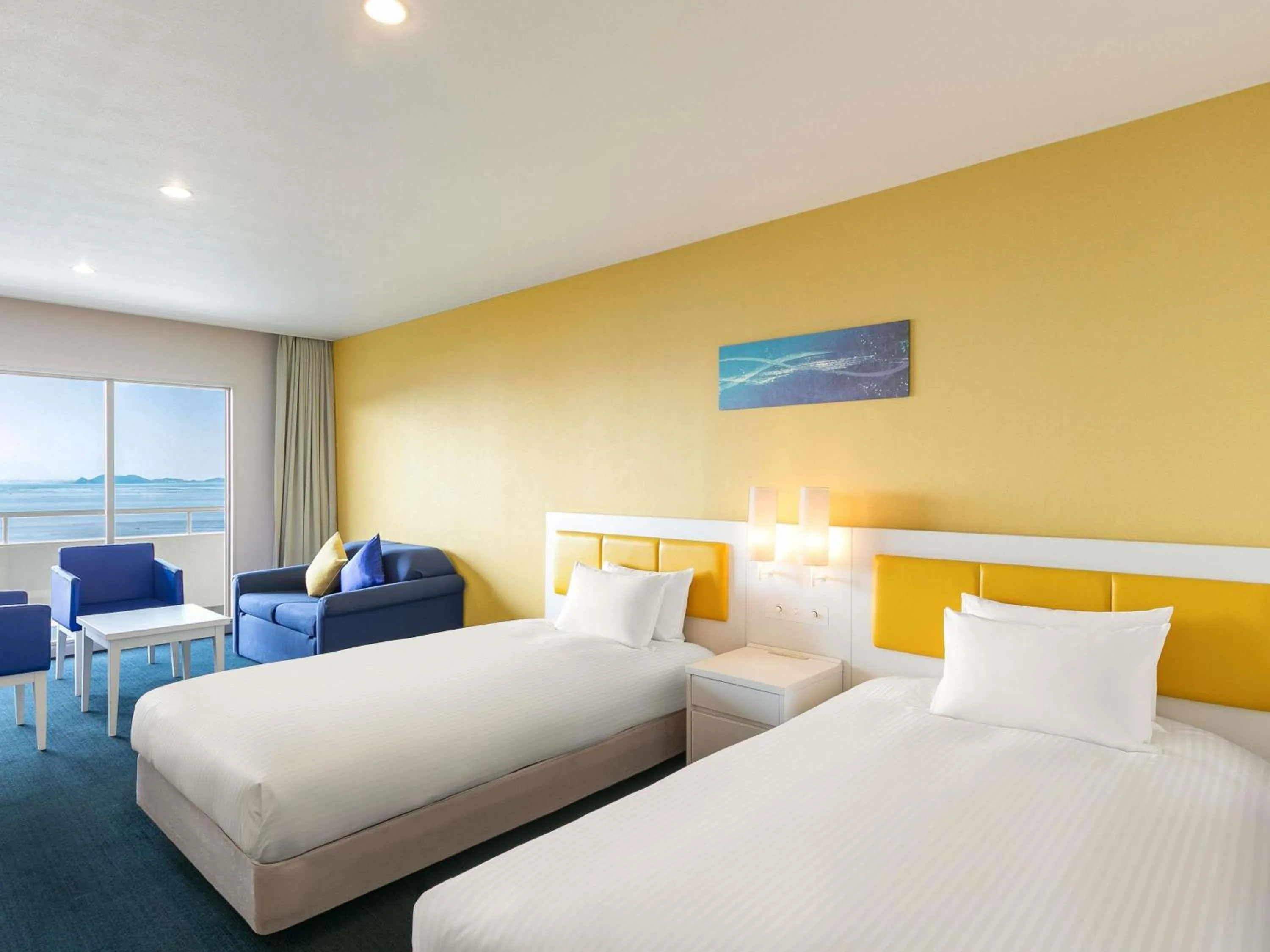 Bedroom, Bed in Grand Mercure Awaji Island Resort & Spa
