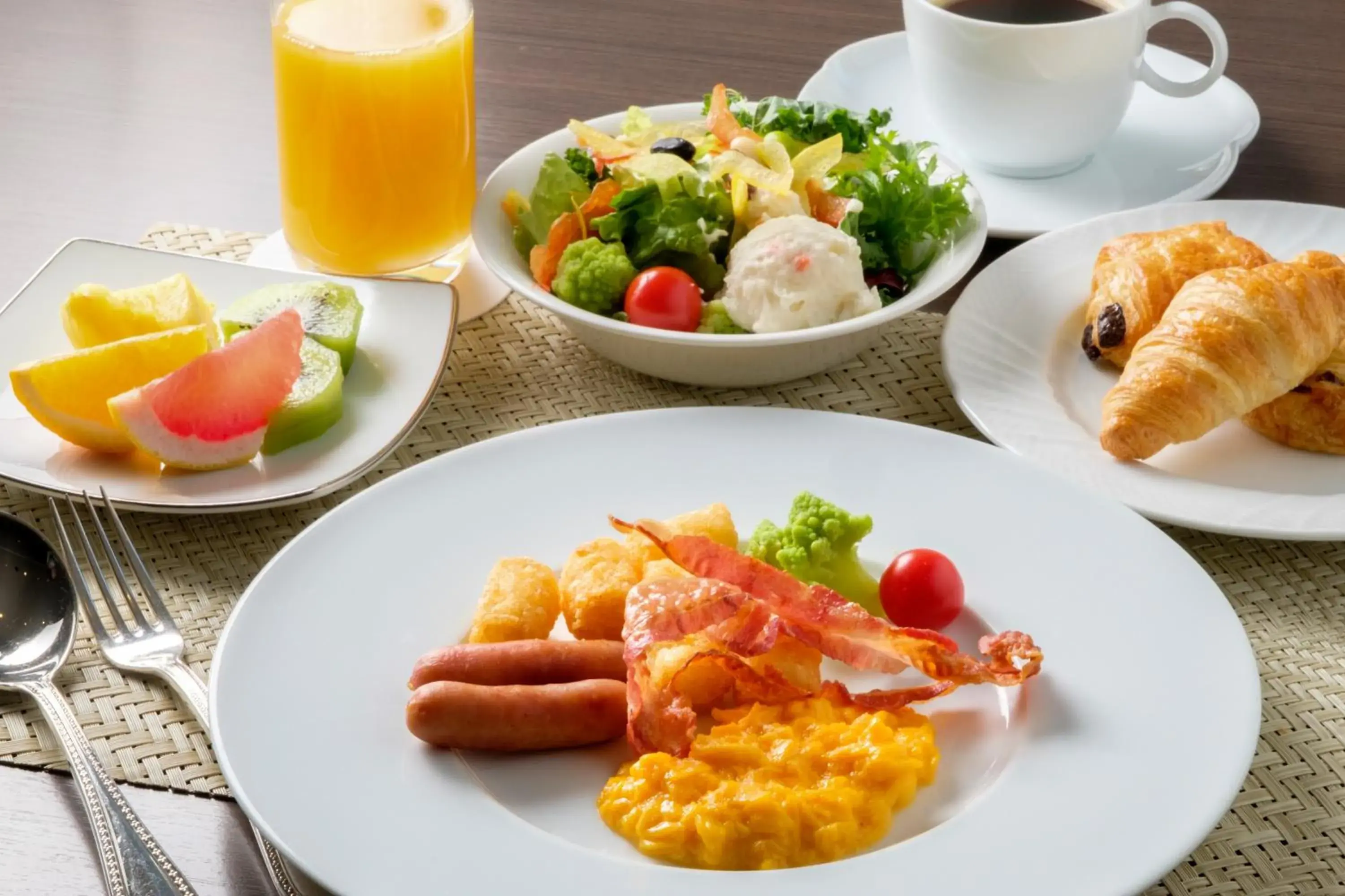 Food in Grand Mercure Awaji Island Resort & Spa Food in Grand Mercure Awaji Island Resort & Spa