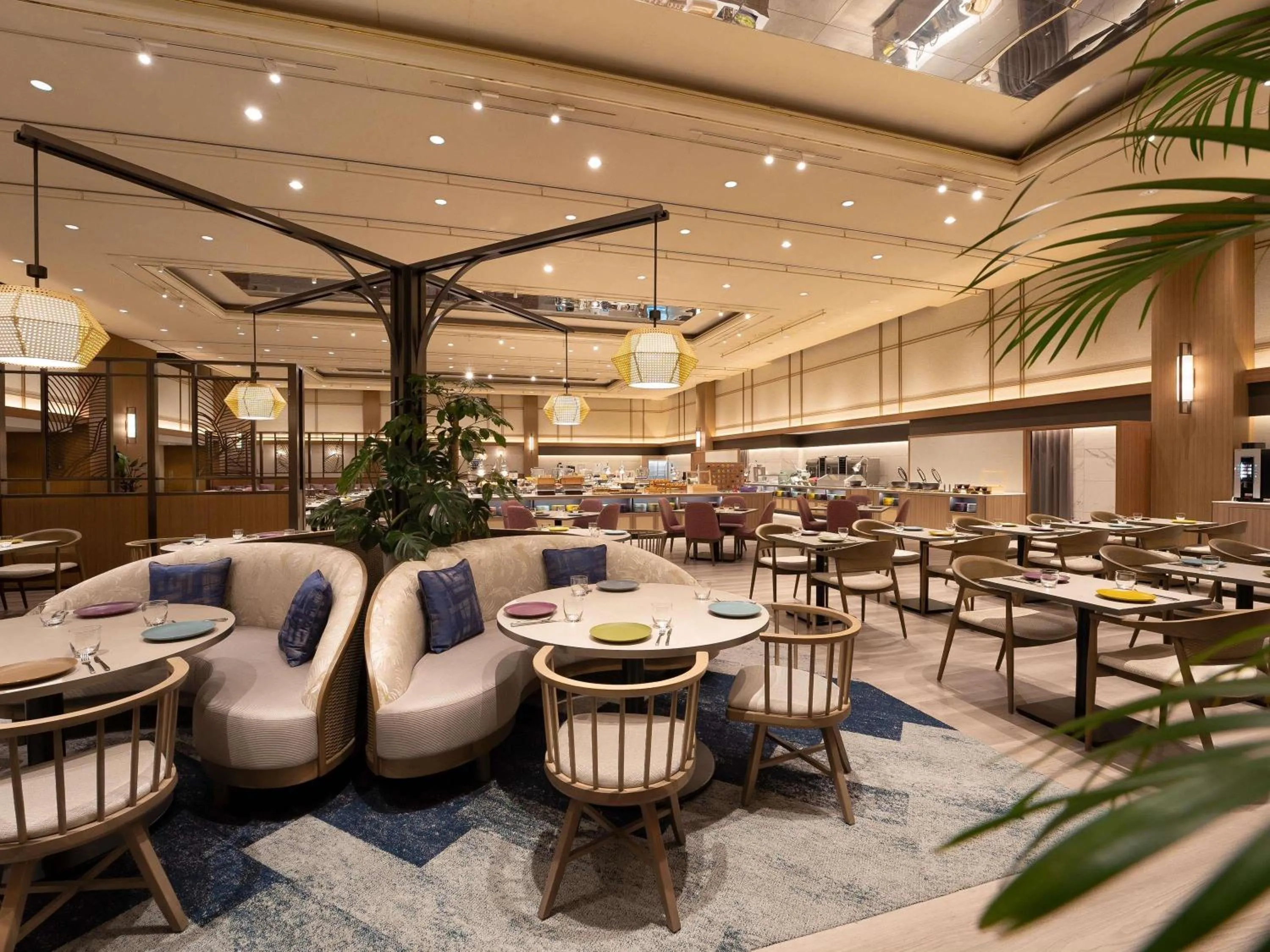 Restaurant/places to eat in Grand Mercure Awaji Island Resort & Spa