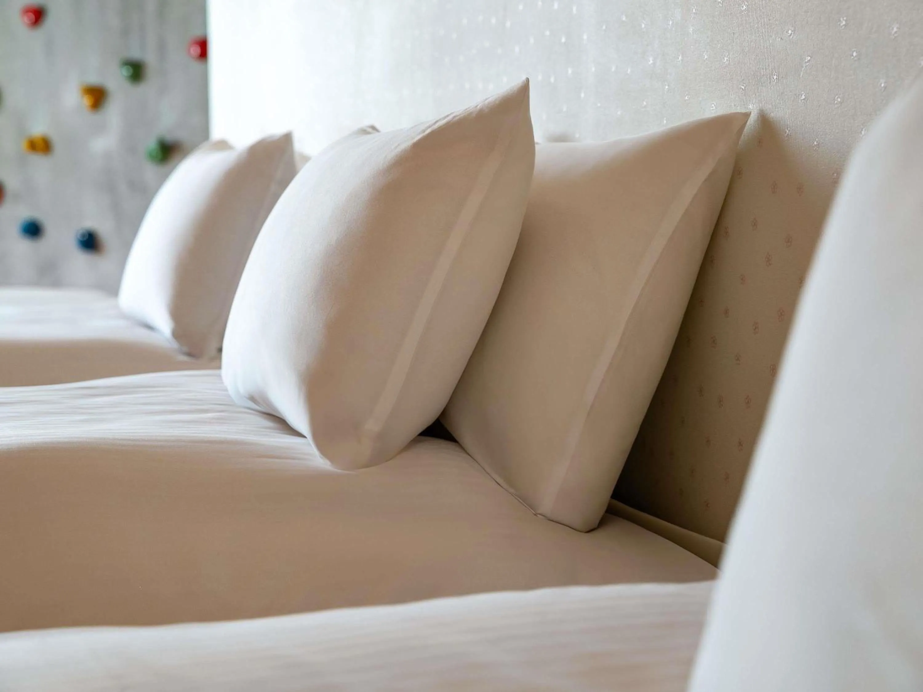 Bedroom, Bed in Grand Mercure Awaji Island Resort & Spa