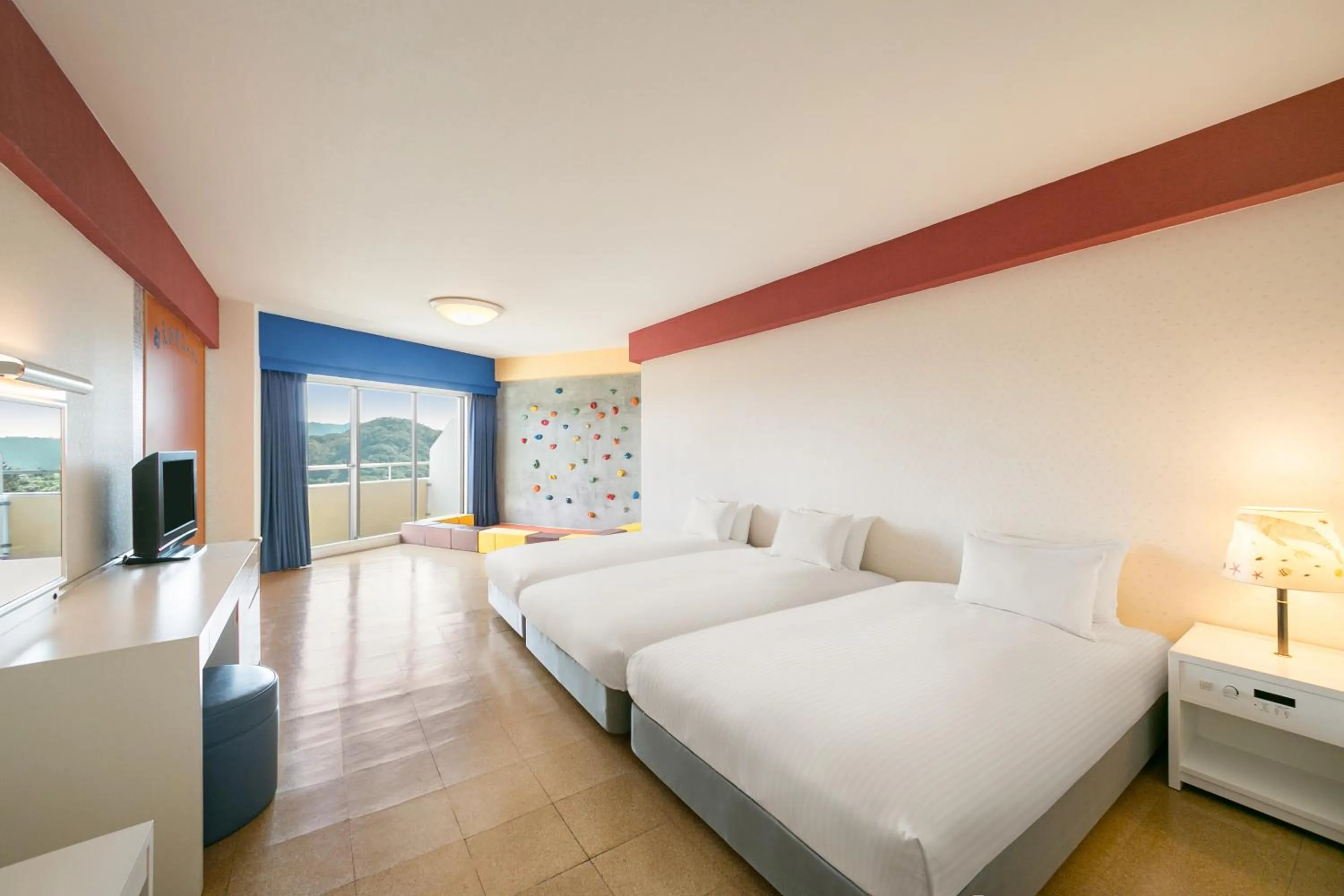 Bed in Grand Mercure Awaji Island Resort & Spa