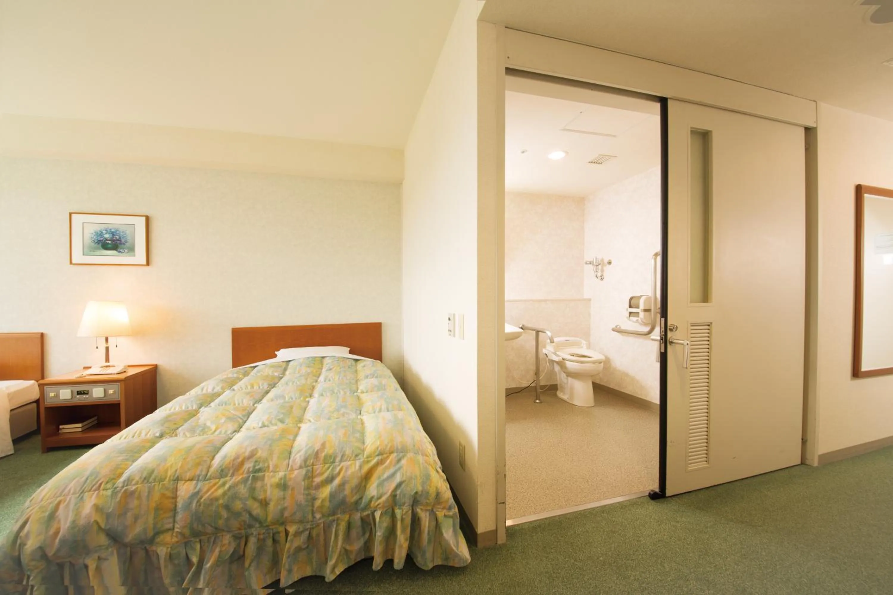 Bedroom, Bed in Mercure Toyama Tonami Resort & Spa