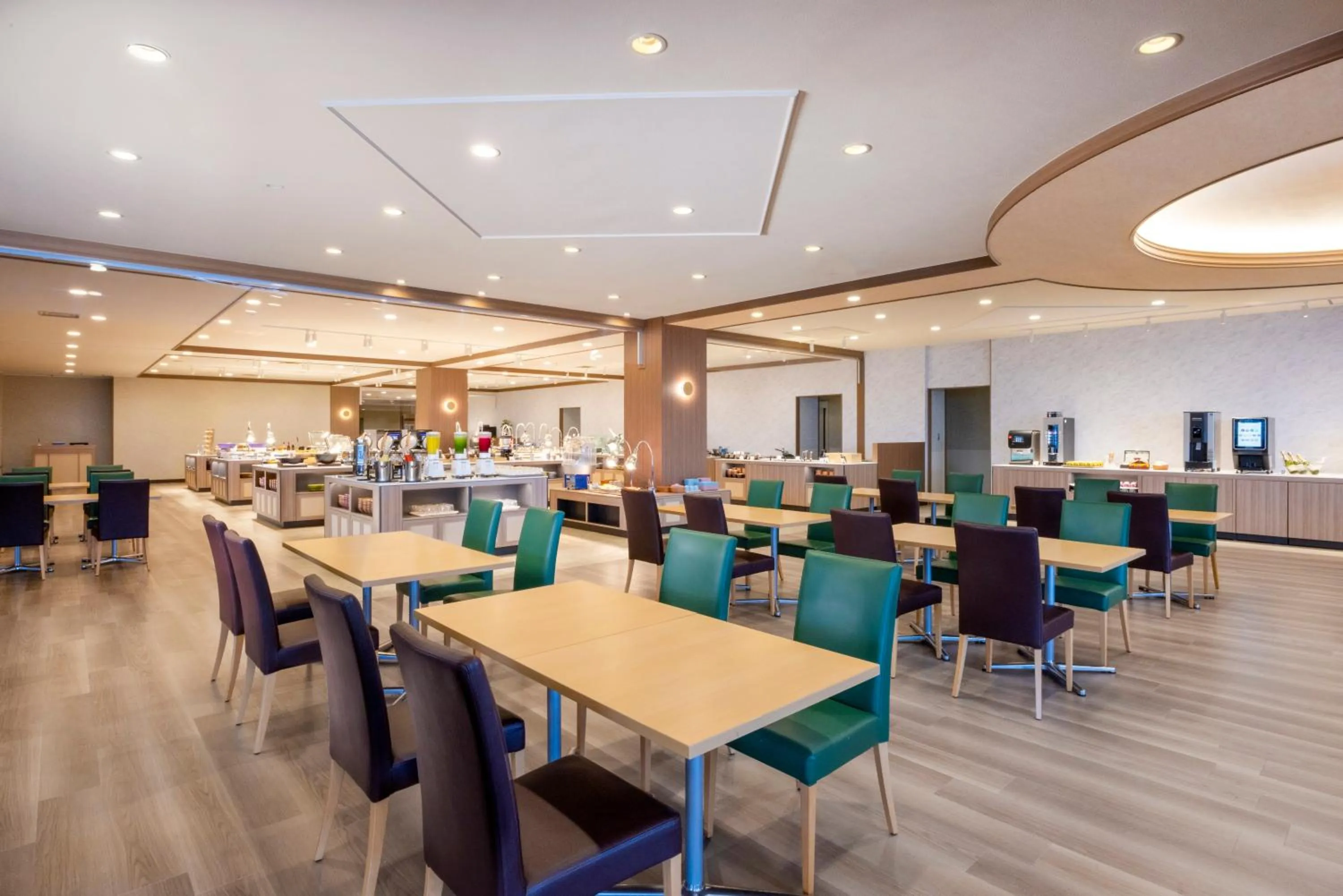 Restaurant/places to eat in Mercure Toyama Tonami Resort & Spa