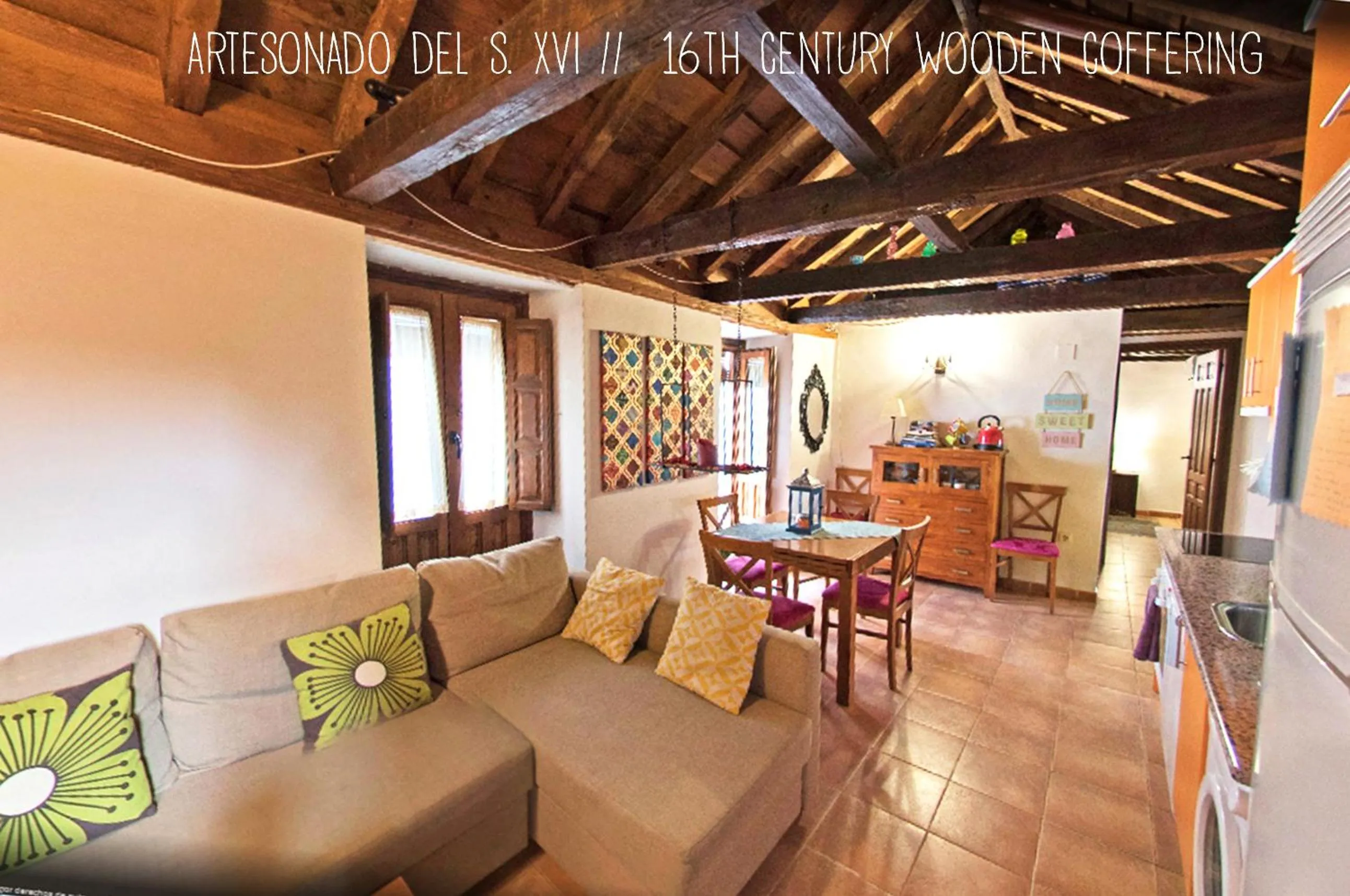 Kitchen or kitchenette in Casa Catedral - terraza privada con vistas en el corazón de Toledo