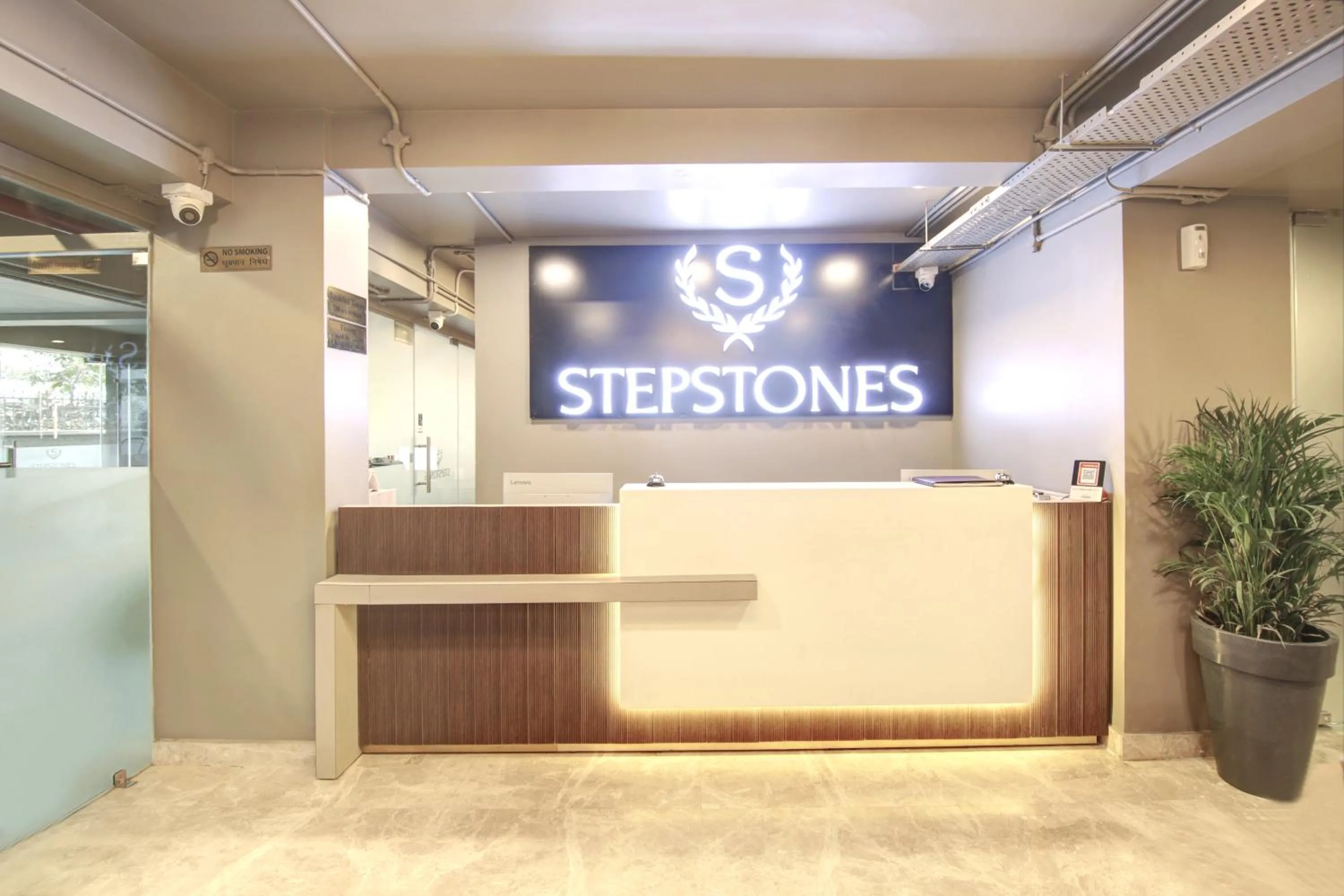 Lobby or reception in Stepstones Hotels and Inn-DLF PHASE 3 GURGAON