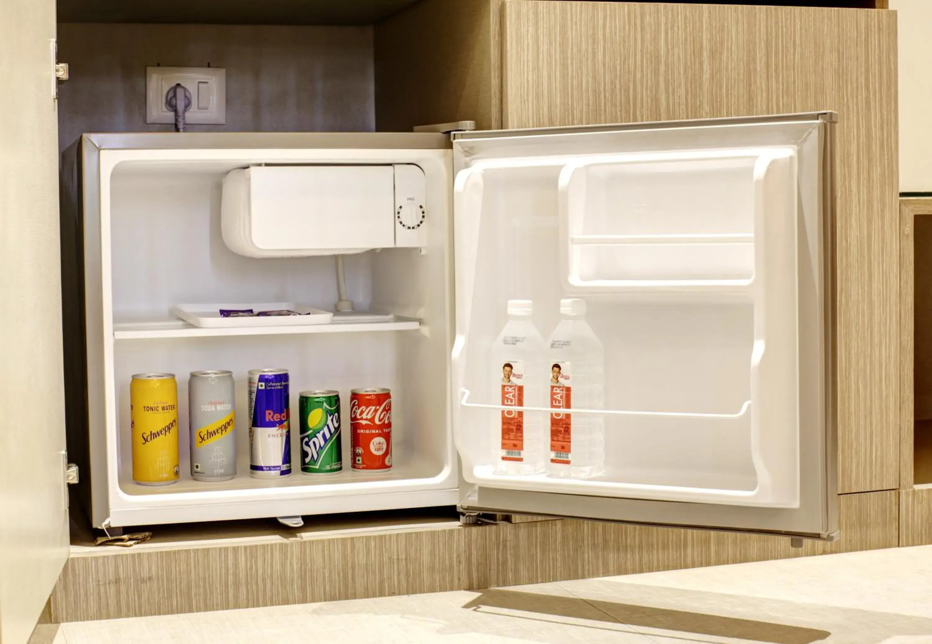 Property building in Stepstones Hotels and Inn-DLF PHASE 3 GURGAON Property building in Stepstones Hotels and Inn-DLF PHASE 3 GURGAON