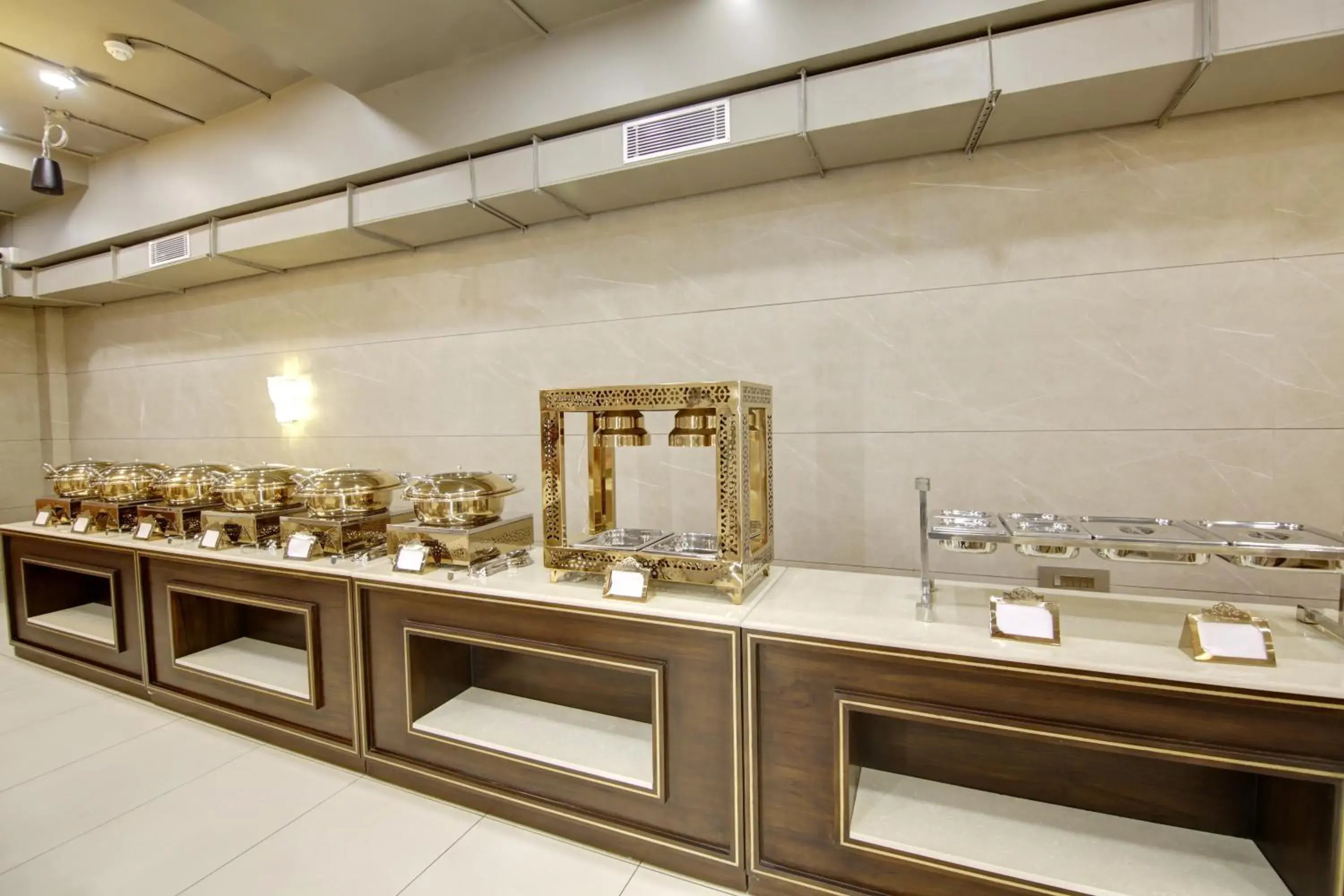 Restaurant/places to eat in Stepstones Hotels and Inn-DLF PHASE 3 GURGAON Restaurant/places to eat in Stepstones Hotels and Inn-DLF PHASE 3 GURGAON