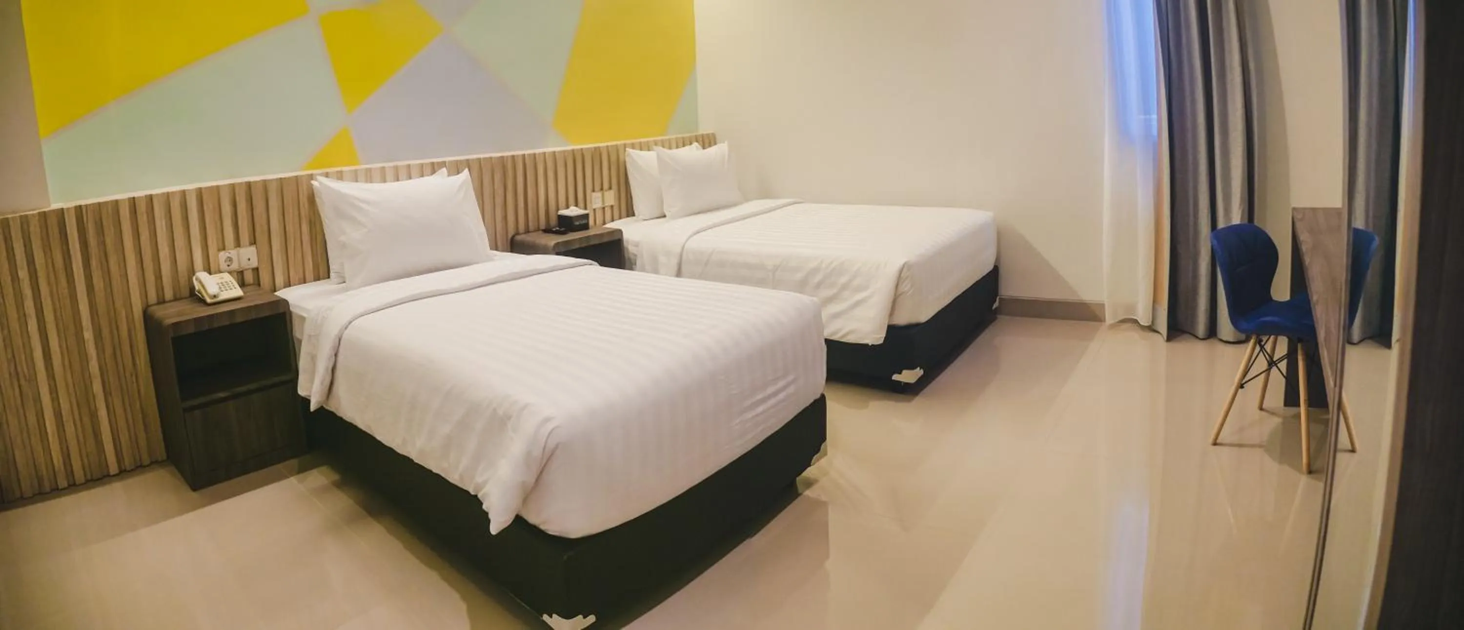 Property building, Bed in Key Inn Hotel Bogor