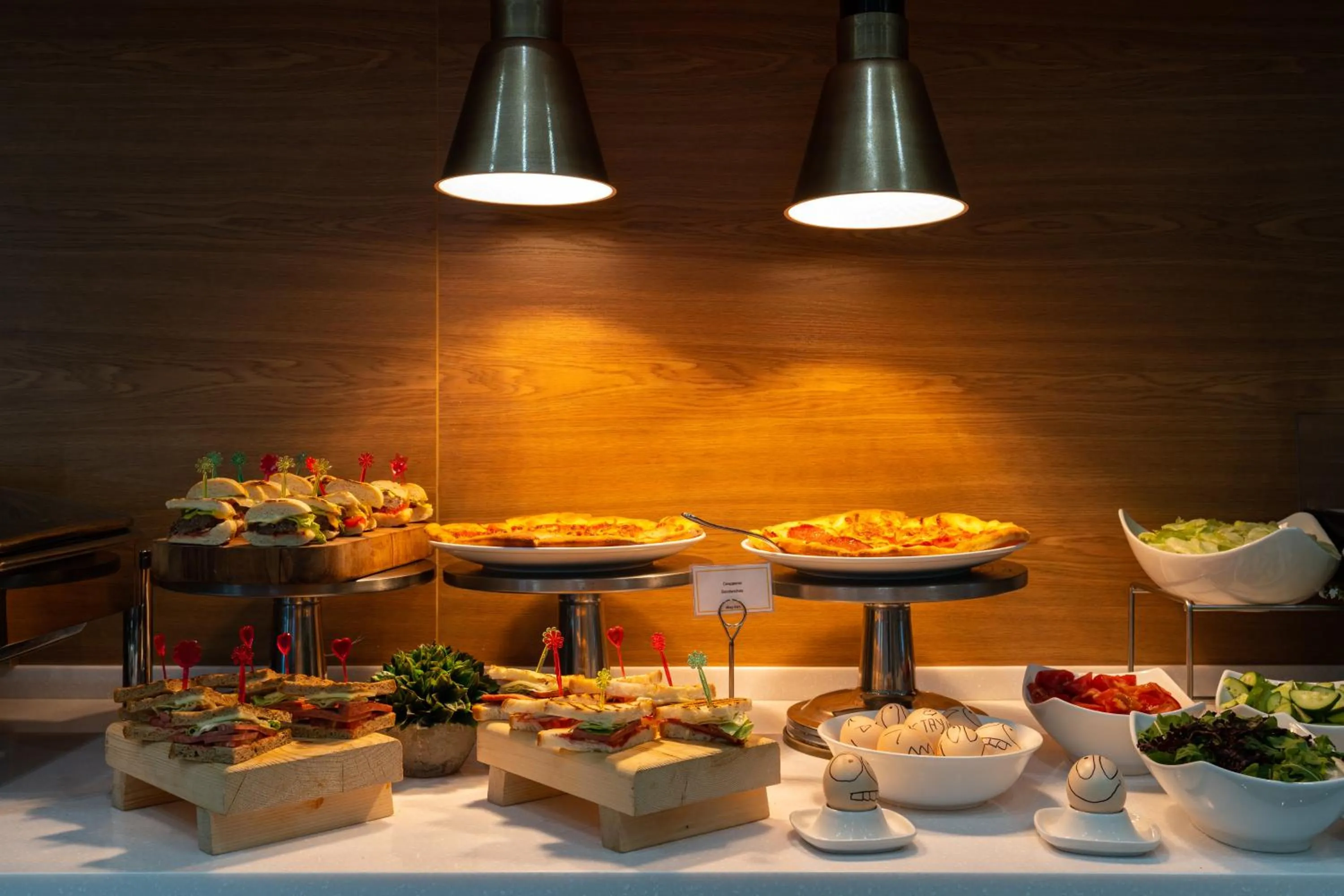 Food and drinks in StayInn City Center