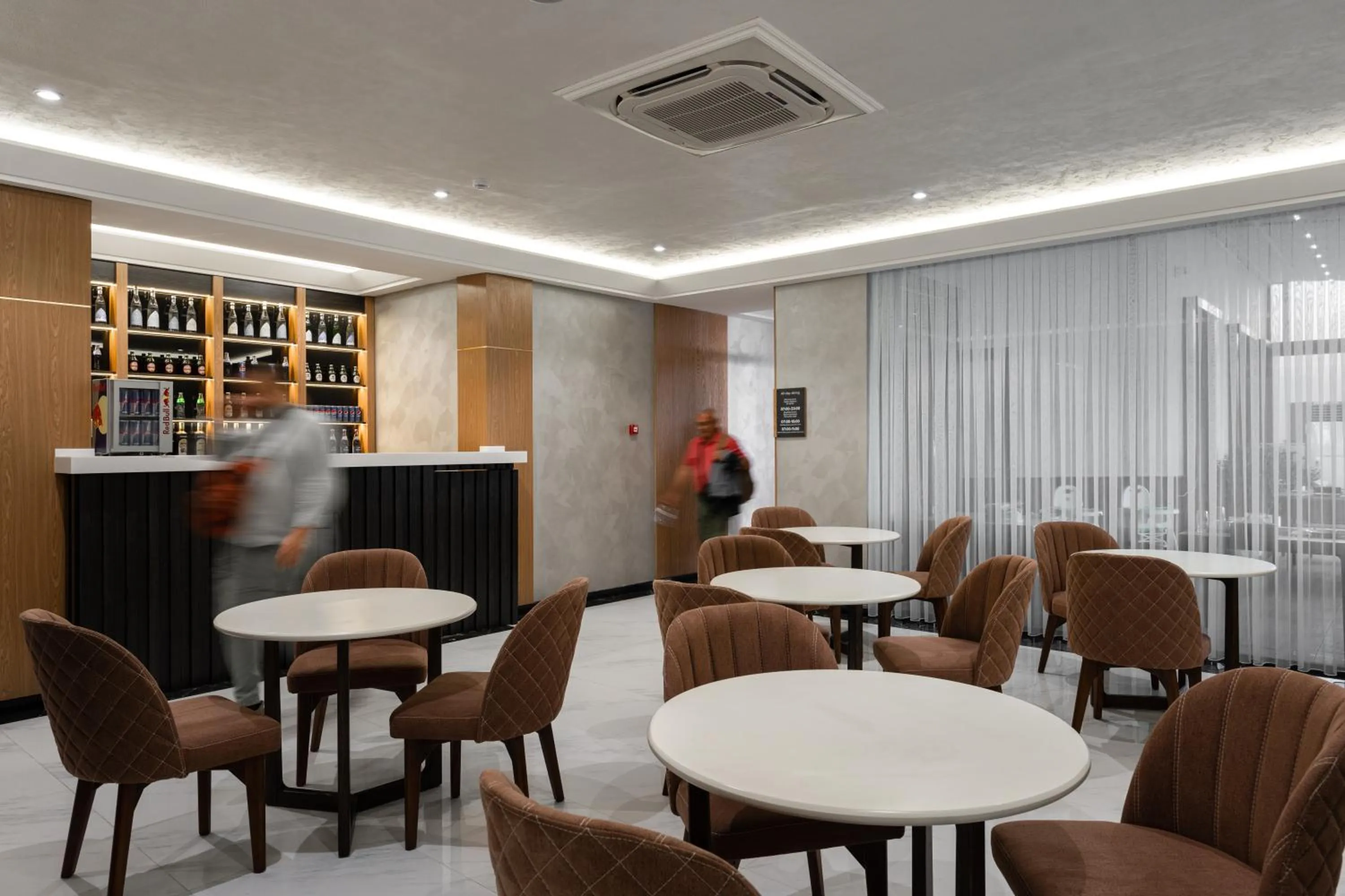 Restaurant/places to eat in StayInn City Center