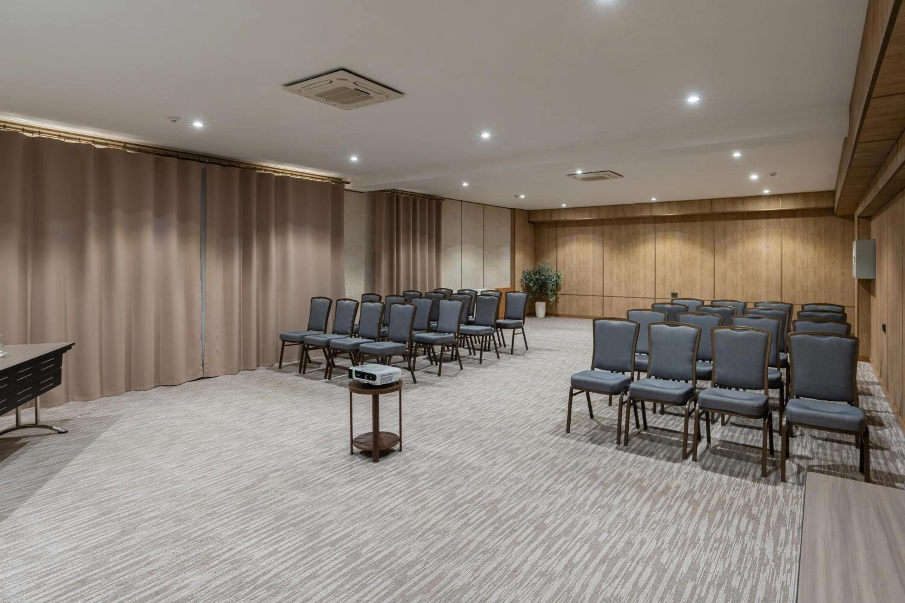 Meeting/conference room in StayInn City Center