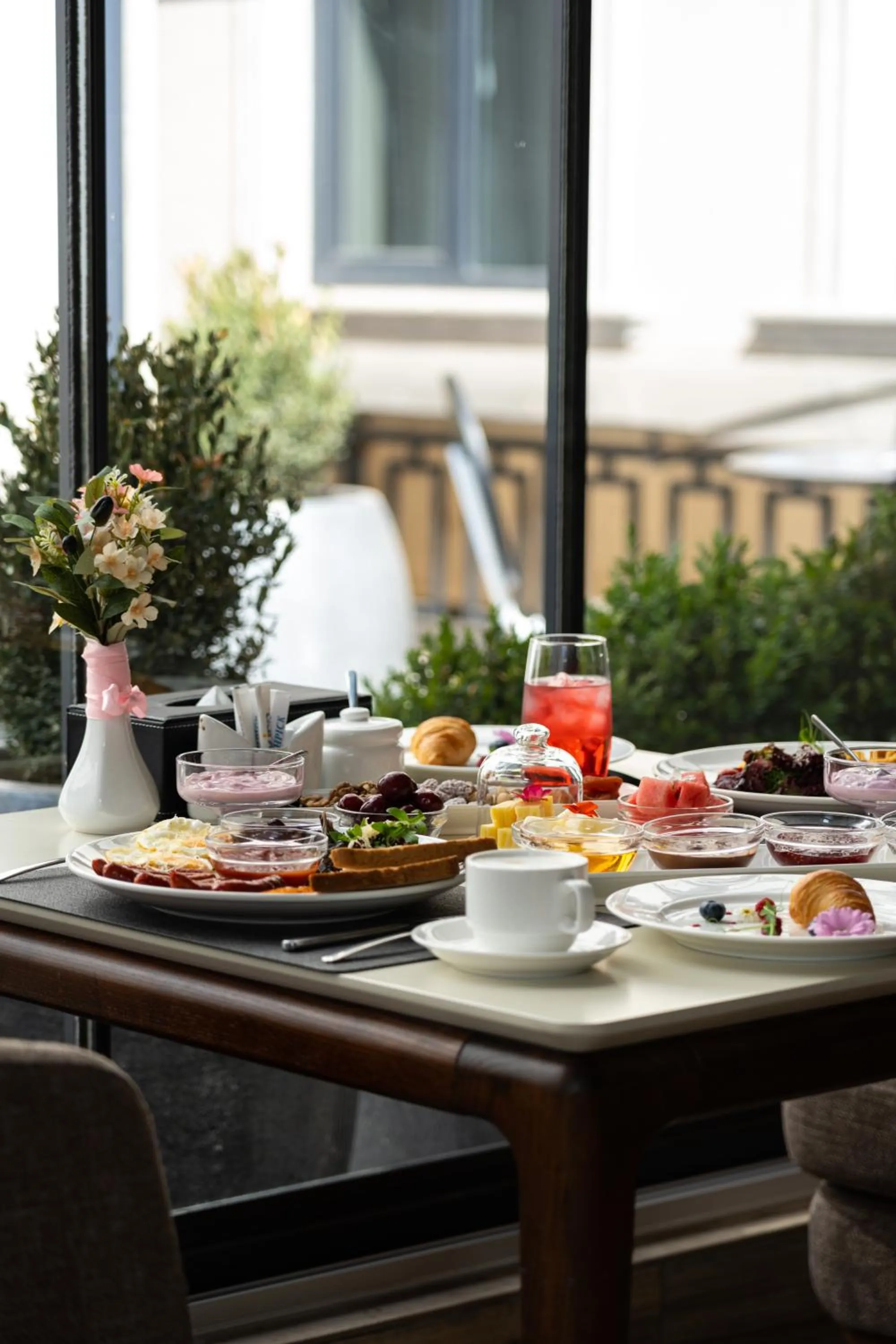 Food and drinks in StayInn City Center