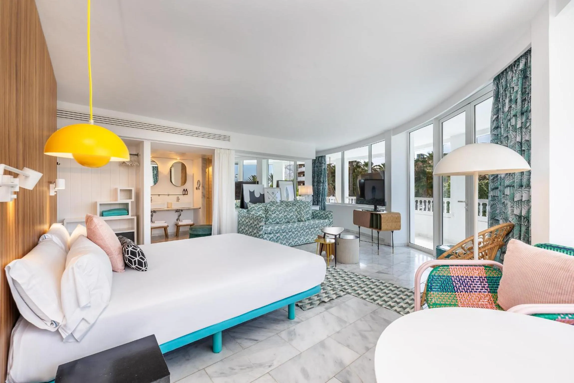 Photo of the whole room, Bed in Gold By Marina - Adults only