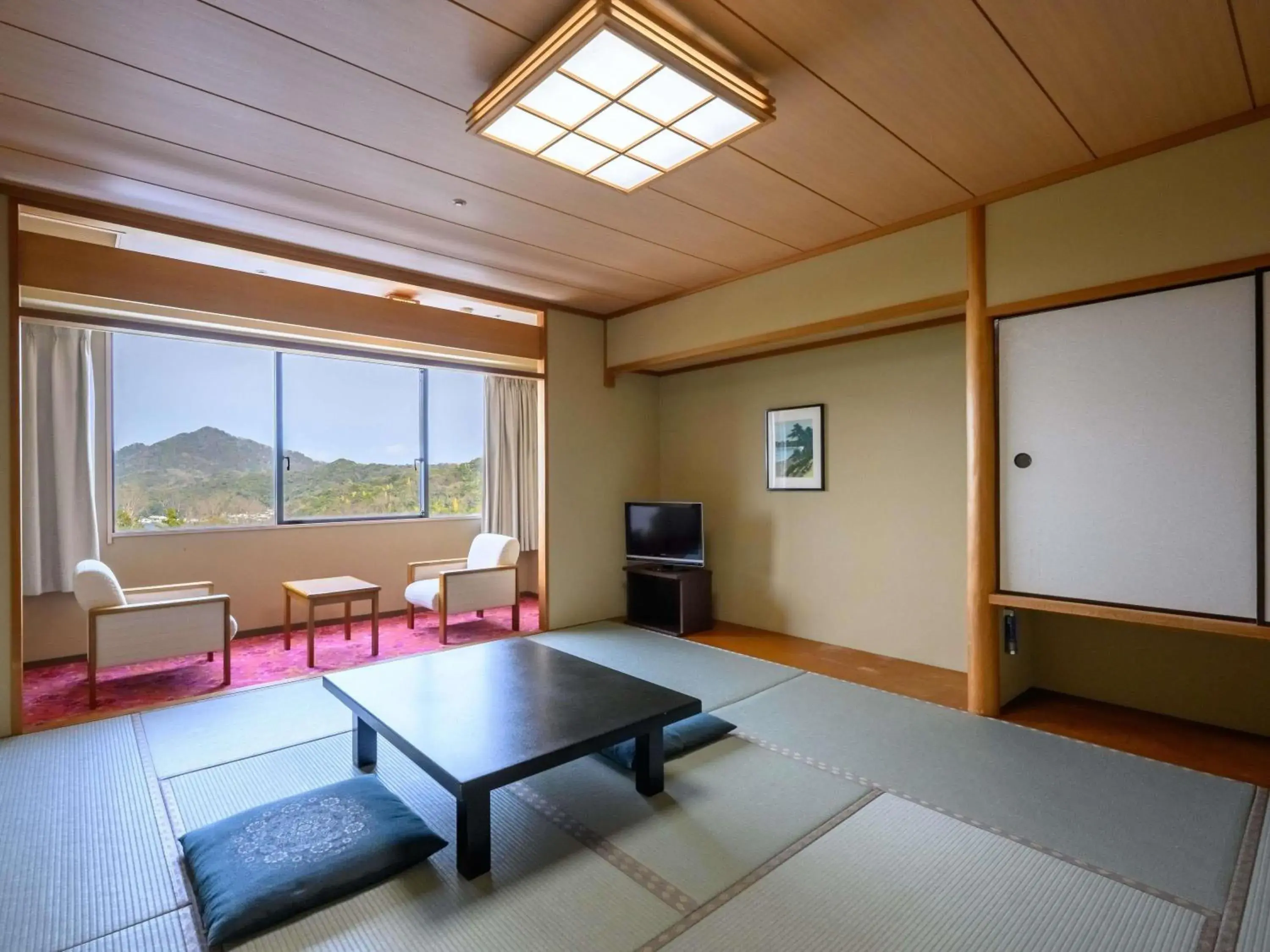 Japanese Style Classic Room with Four Futon Beds and Ocean/Sea View in Mercure Kyoto Miyazu Resort & Spa Japanese Style Classic Room with Four Futon Beds and Ocean/Sea View in Mercure Kyoto Miyazu Resort & Spa