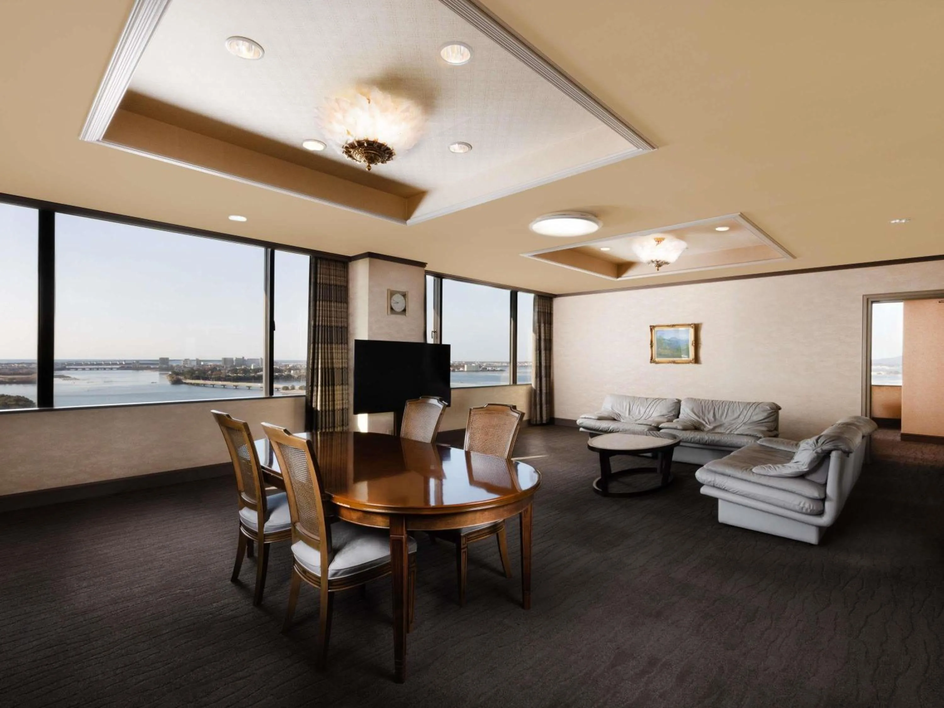 Photo of the whole room in Grand Mercure Lake Hamana Resort & Spa