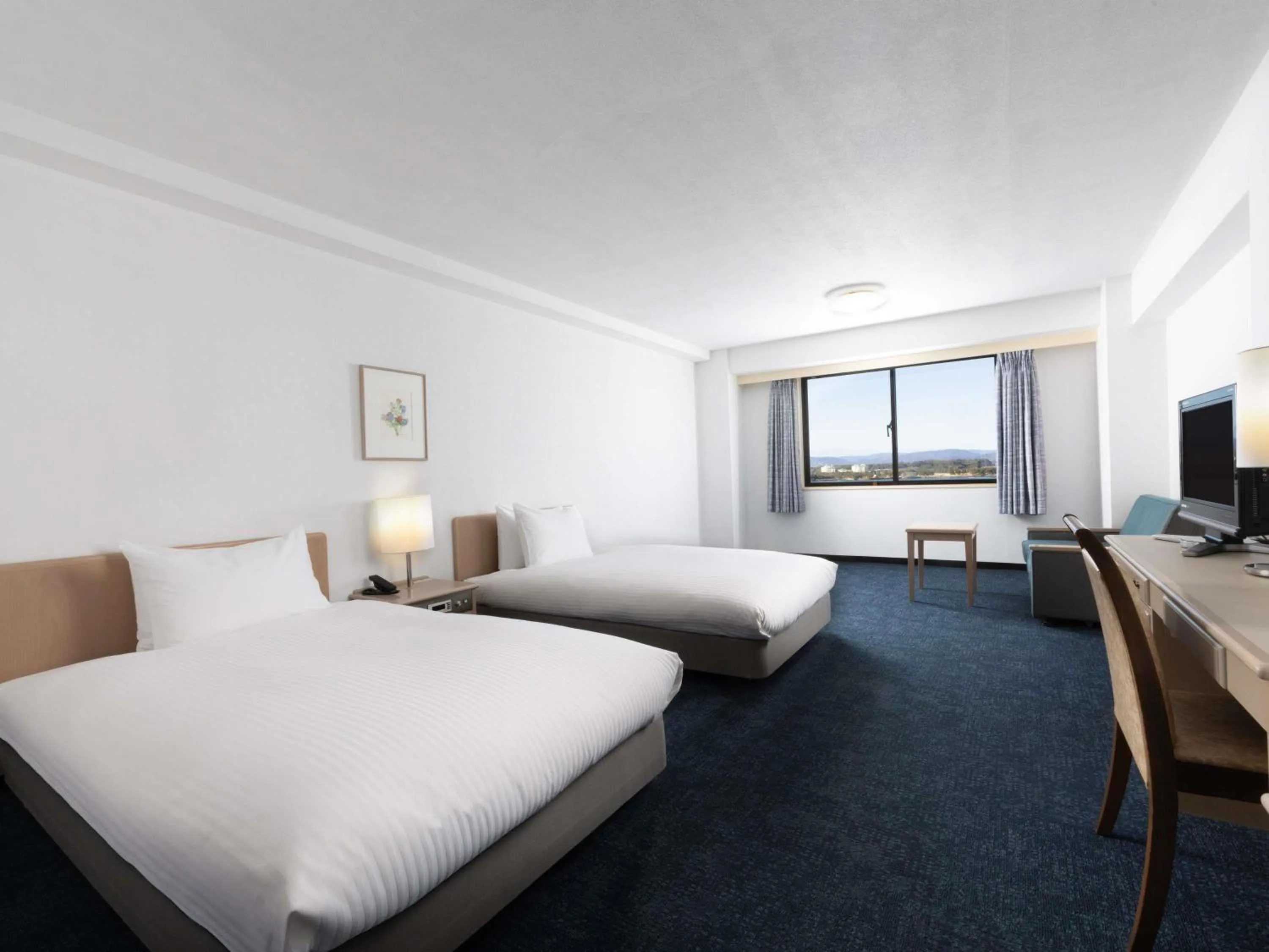 Bedroom, Bed in Grand Mercure Lake Hamana Resort & Spa