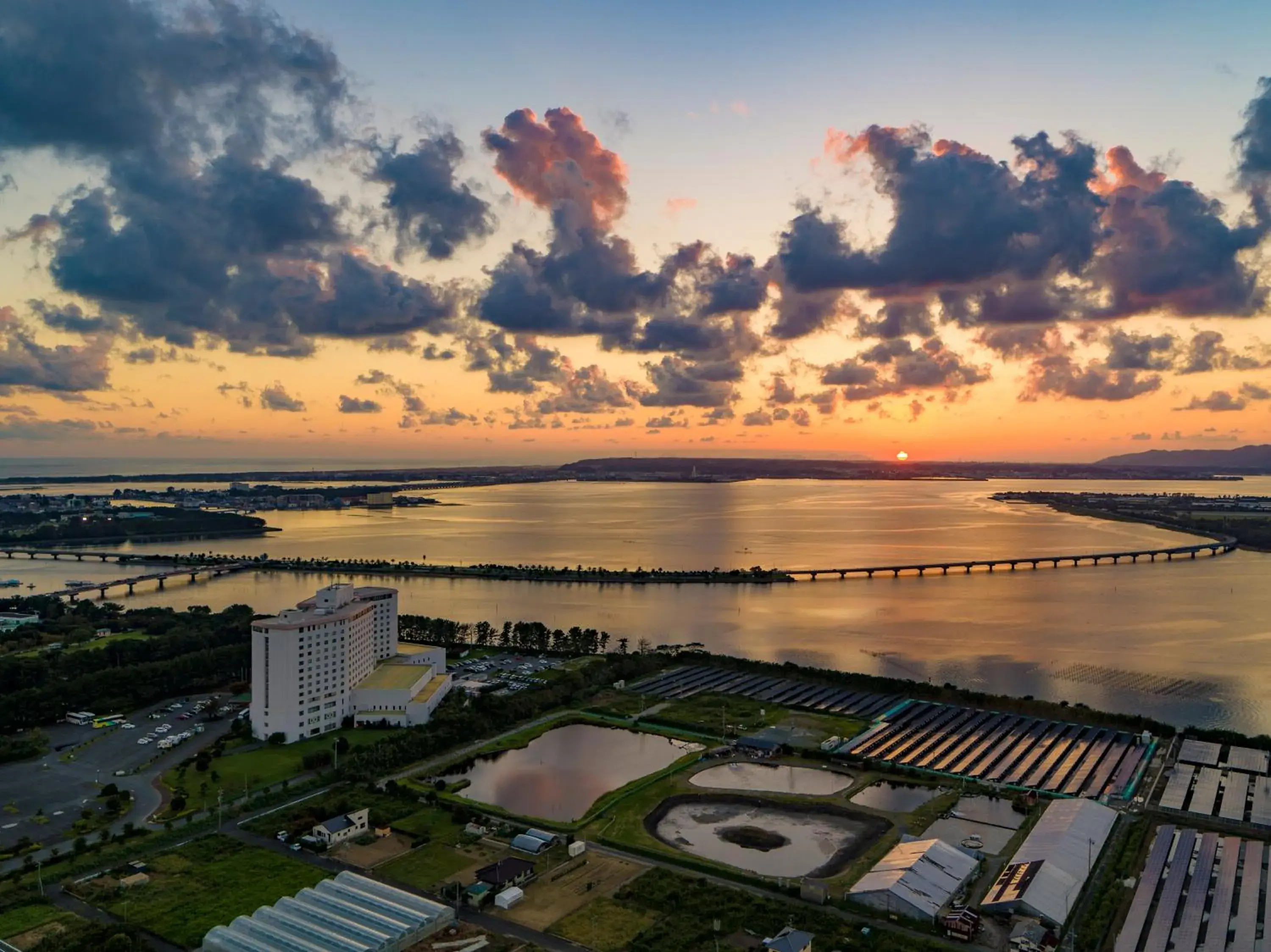 Property building in Grand Mercure Lake Hamana Resort & Spa Property building in Grand Mercure Lake Hamana Resort & Spa