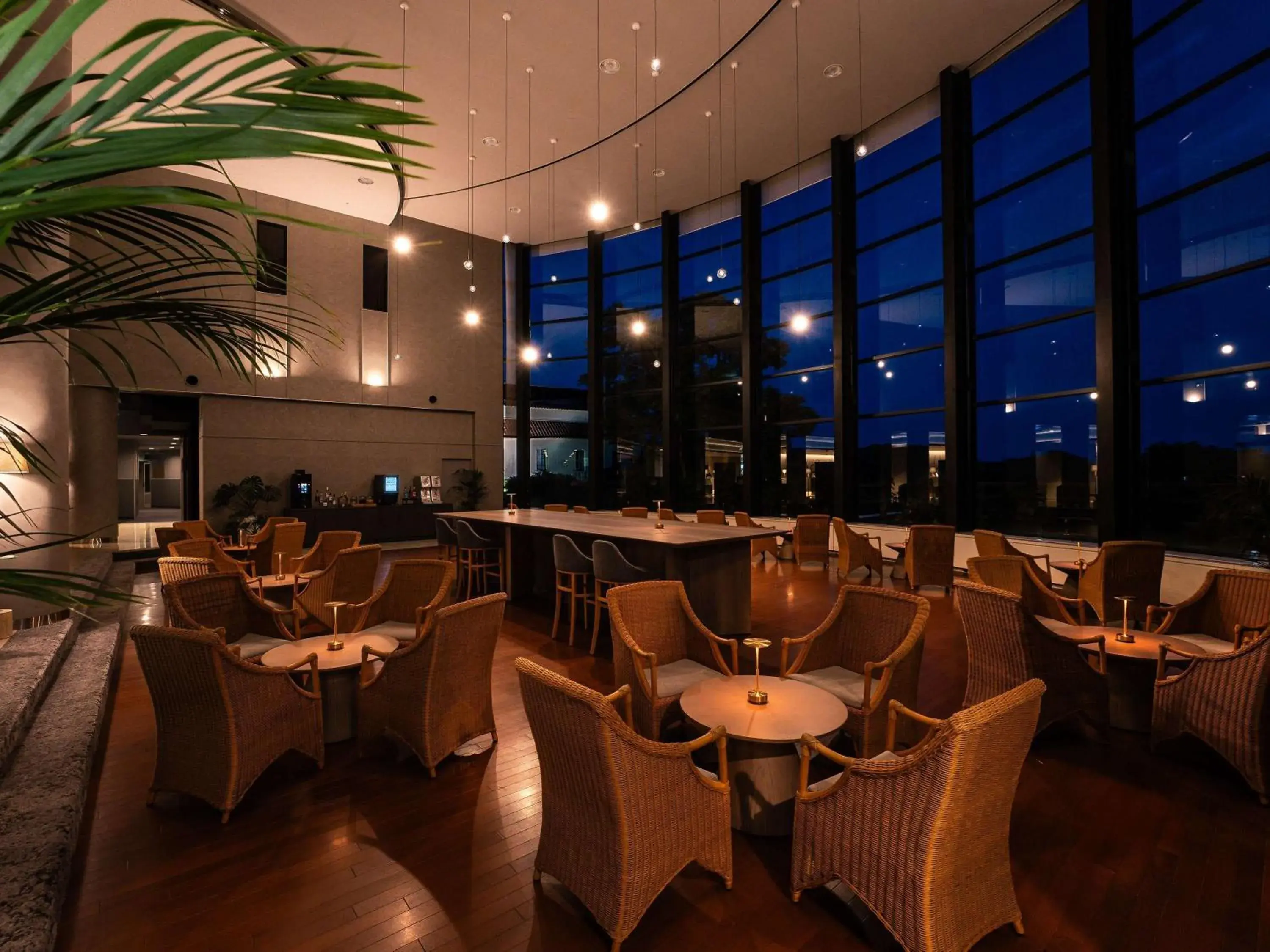 Lounge or bar in Grand Mercure Wakayama Minabe Resort & Spa Lounge or bar in Grand Mercure Wakayama Minabe Resort & Spa