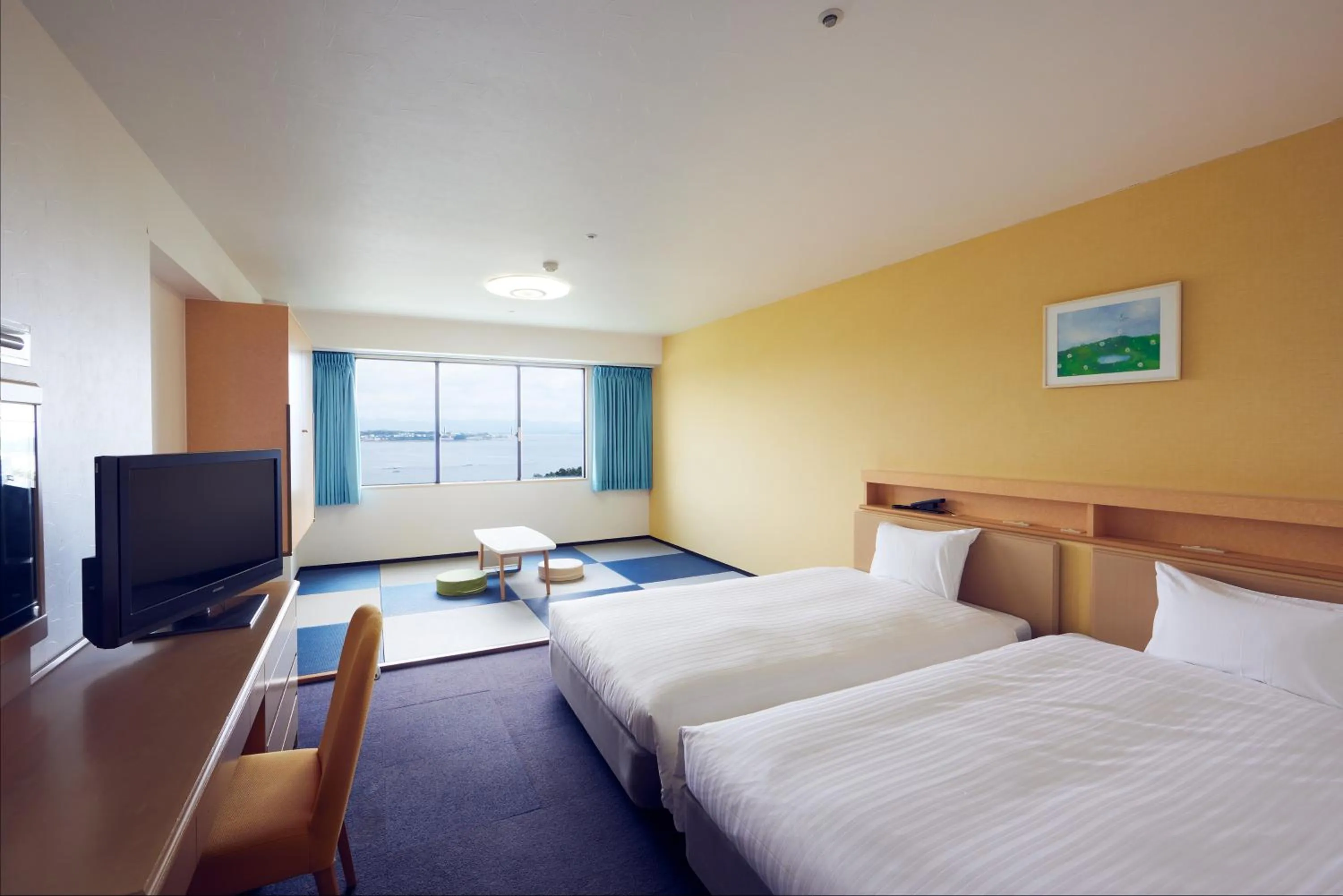 Photo of the whole room, Bed in Grand Mercure Wakayama Minabe Resort & Spa