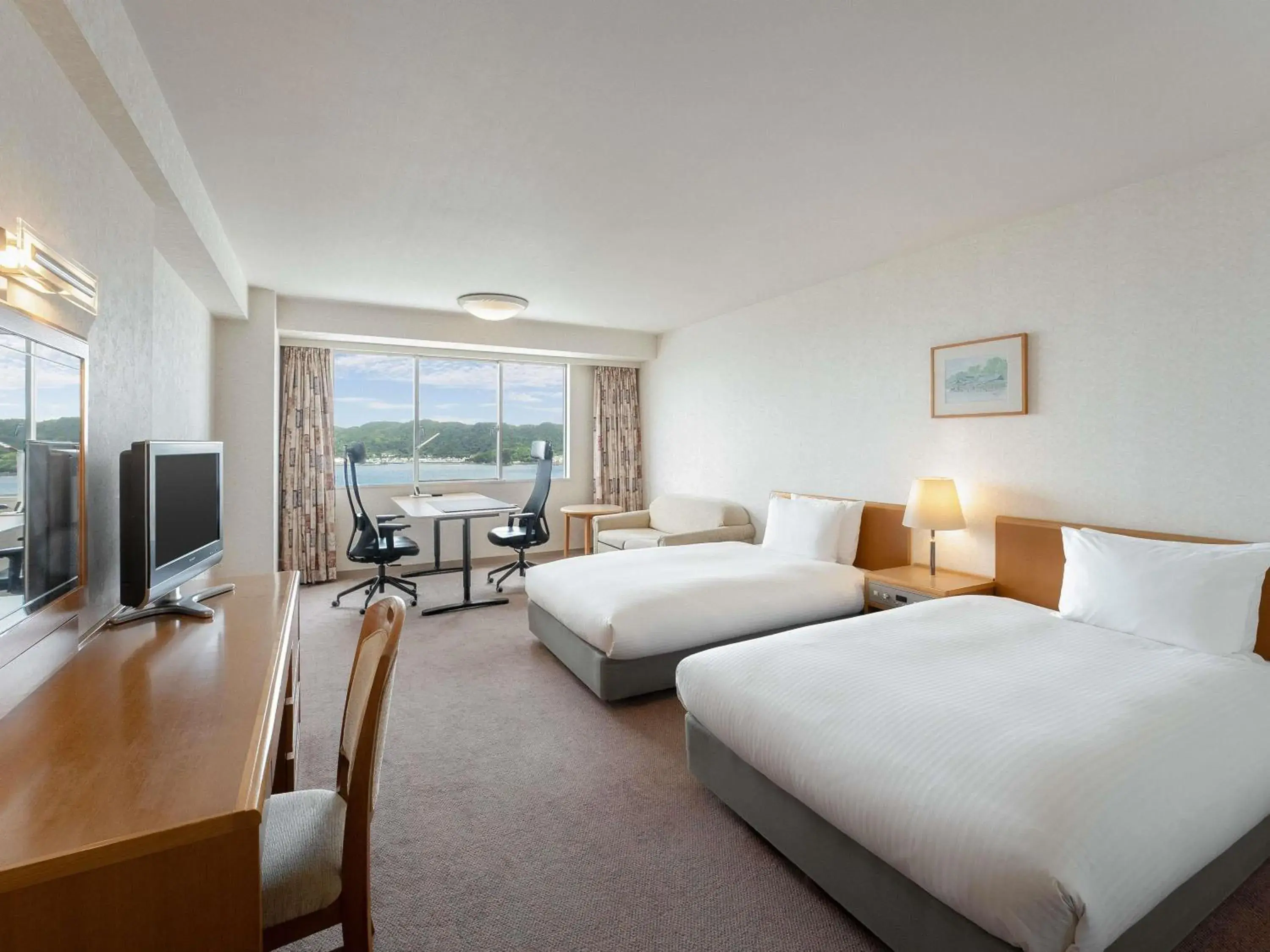 Bedroom, Bed in Mercure Wakayama Kushimoto Resort & Spa Bedroom, Bed in Mercure Wakayama Kushimoto Resort & Spa