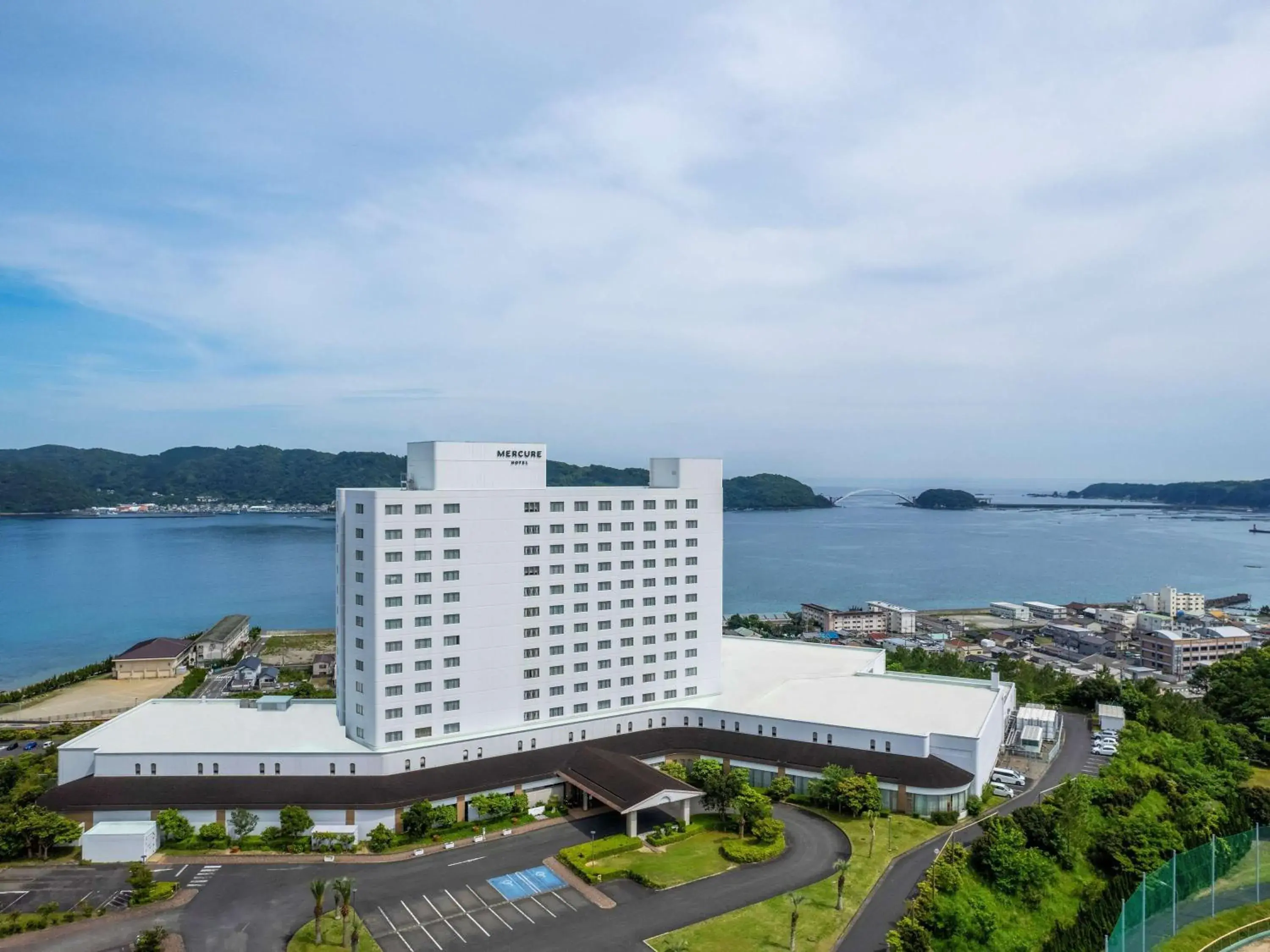 Property building in Mercure Wakayama Kushimoto Resort & Spa Property building in Mercure Wakayama Kushimoto Resort & Spa