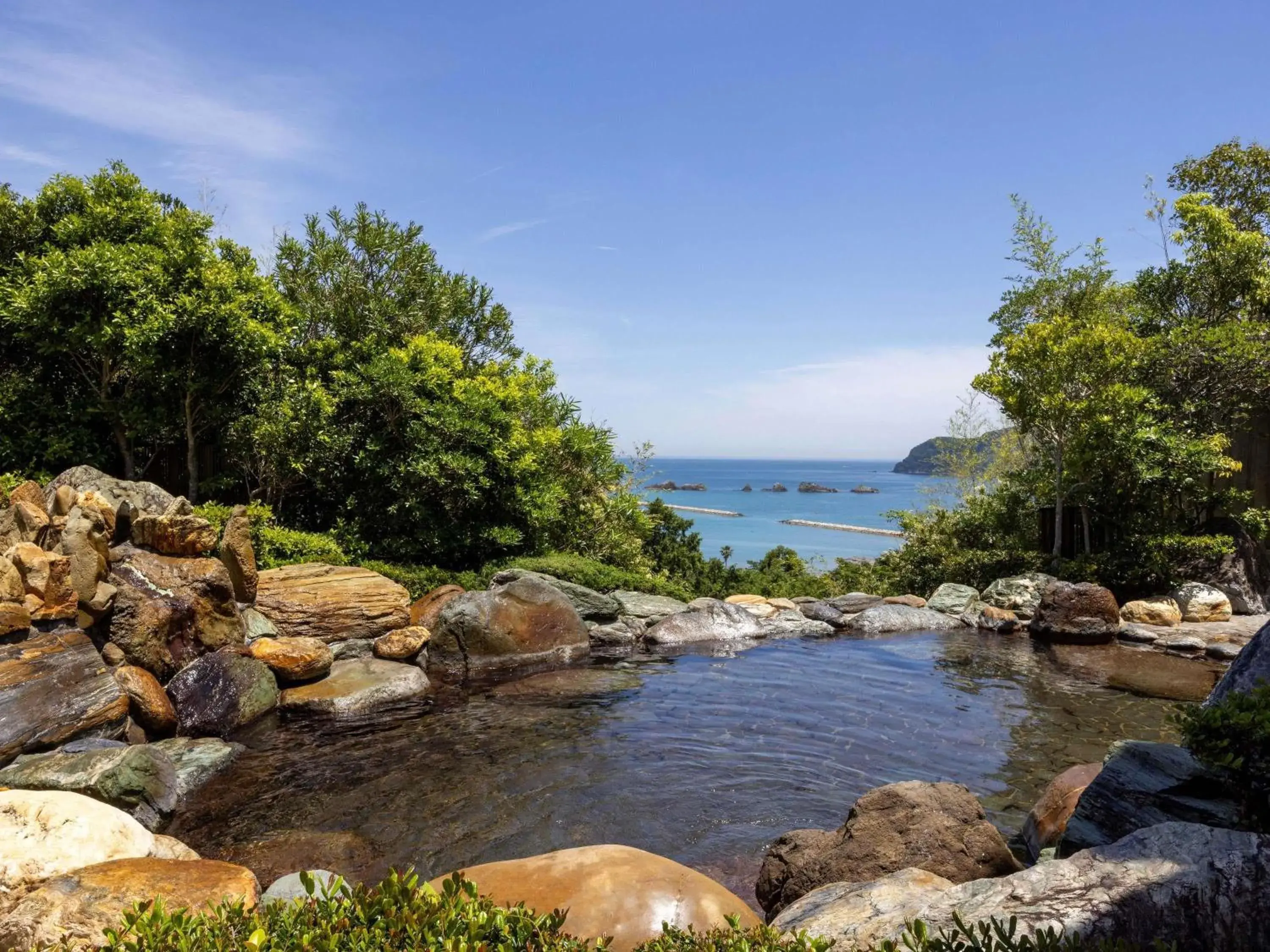 Bedroom in Mercure Wakayama Kushimoto Resort & Spa Bedroom in Mercure Wakayama Kushimoto Resort & Spa