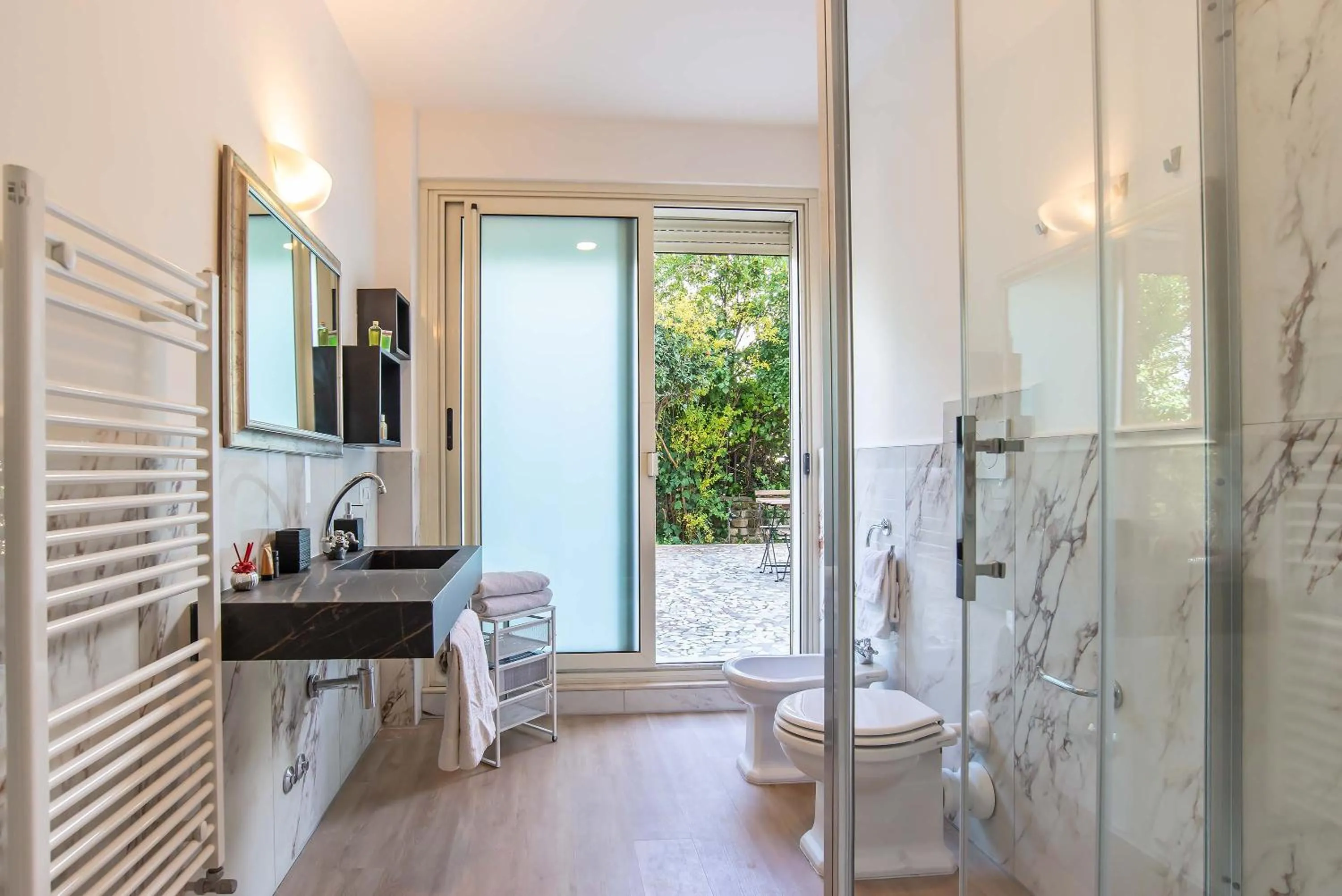 Bathroom in Appartamenti Tre Fontane