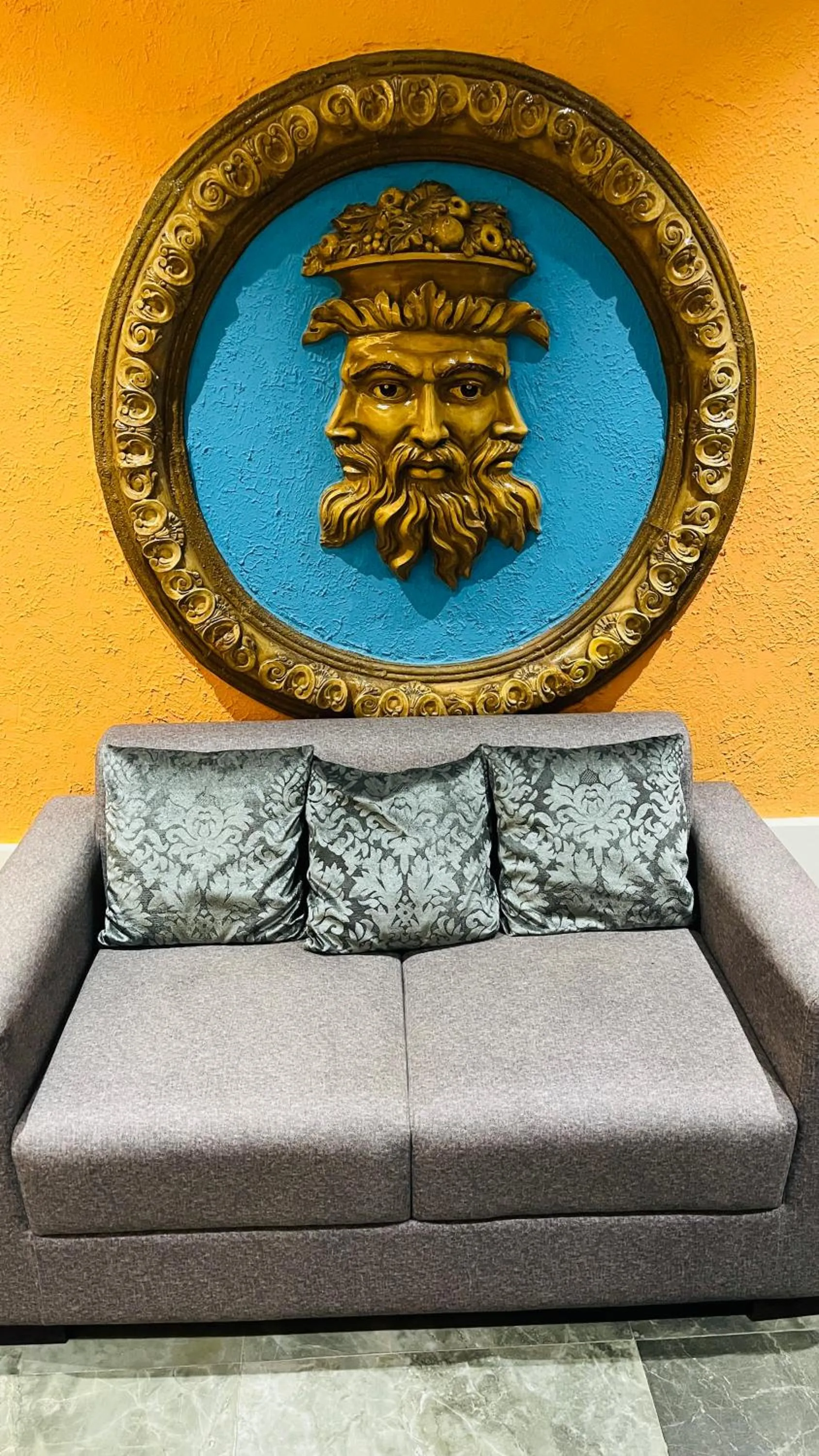 Living room in Hotel Monsoon Palace Guwahati