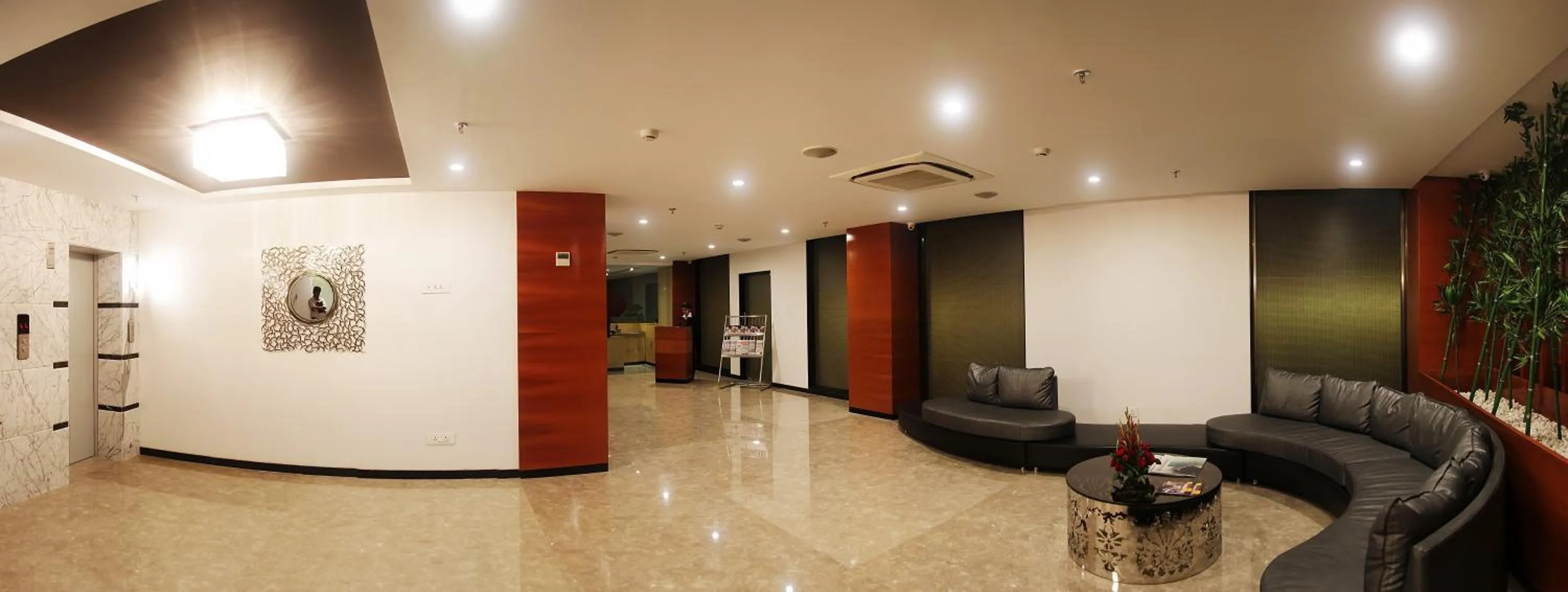 Lobby or reception in Effotel By Sayaji Indore