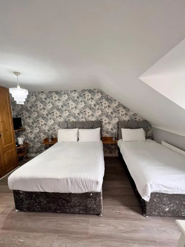 Bed in Fiddlestone Bar and B&B