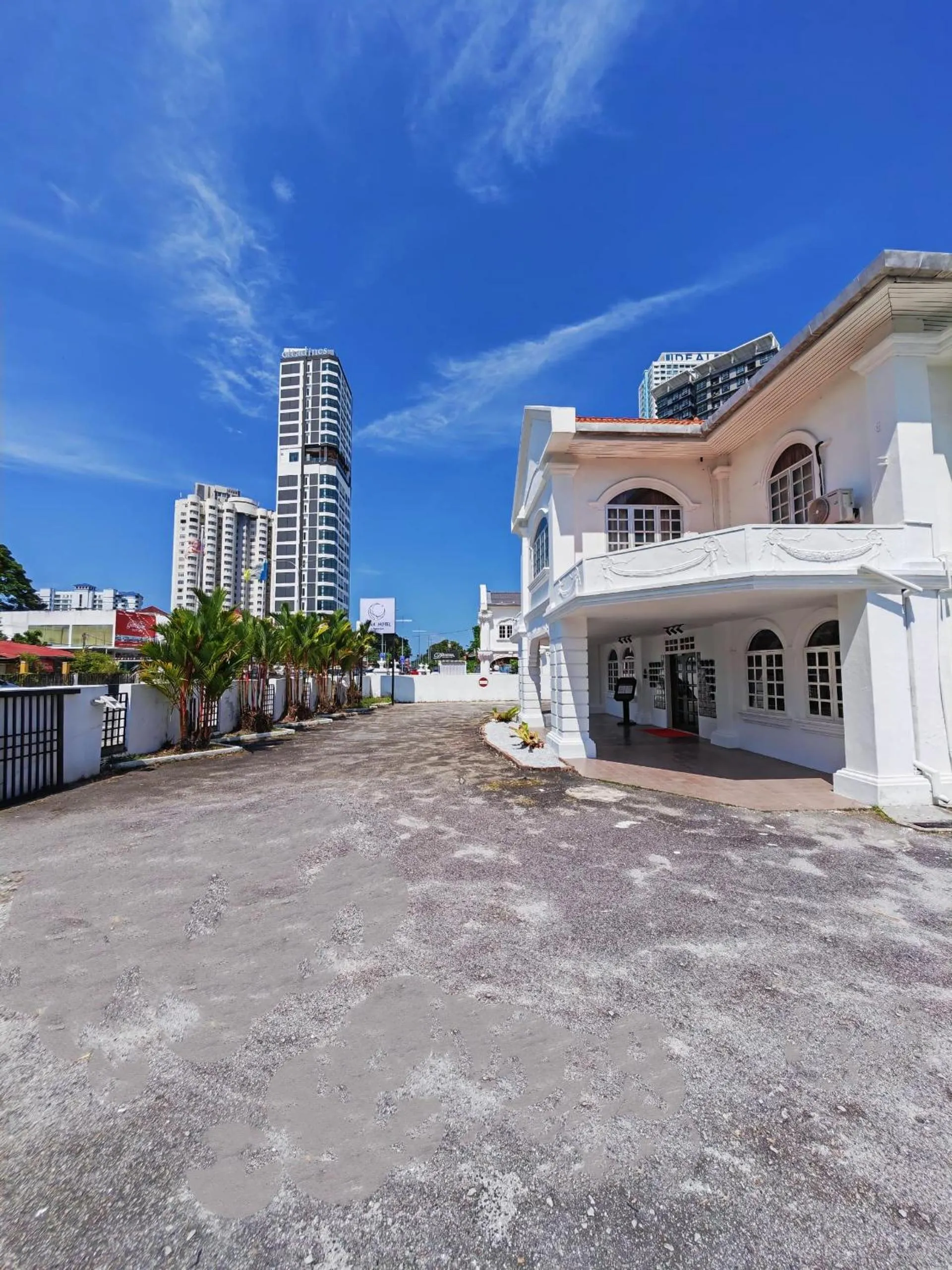 Property building in Luna Hotel by Moonknight